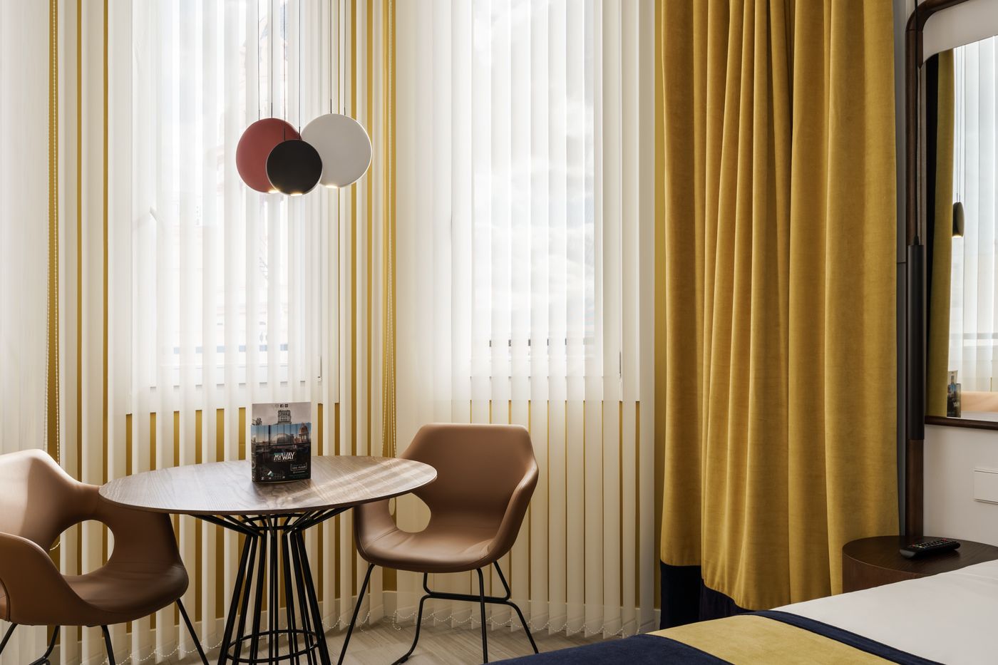 Smartrental-Collection-Gran-Via-Centric-II-Room-68