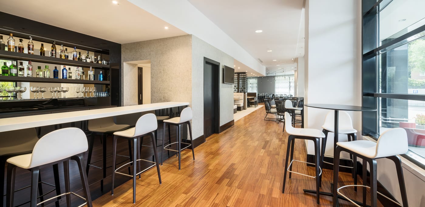 Ilunion-Pio-XII-Bar-7