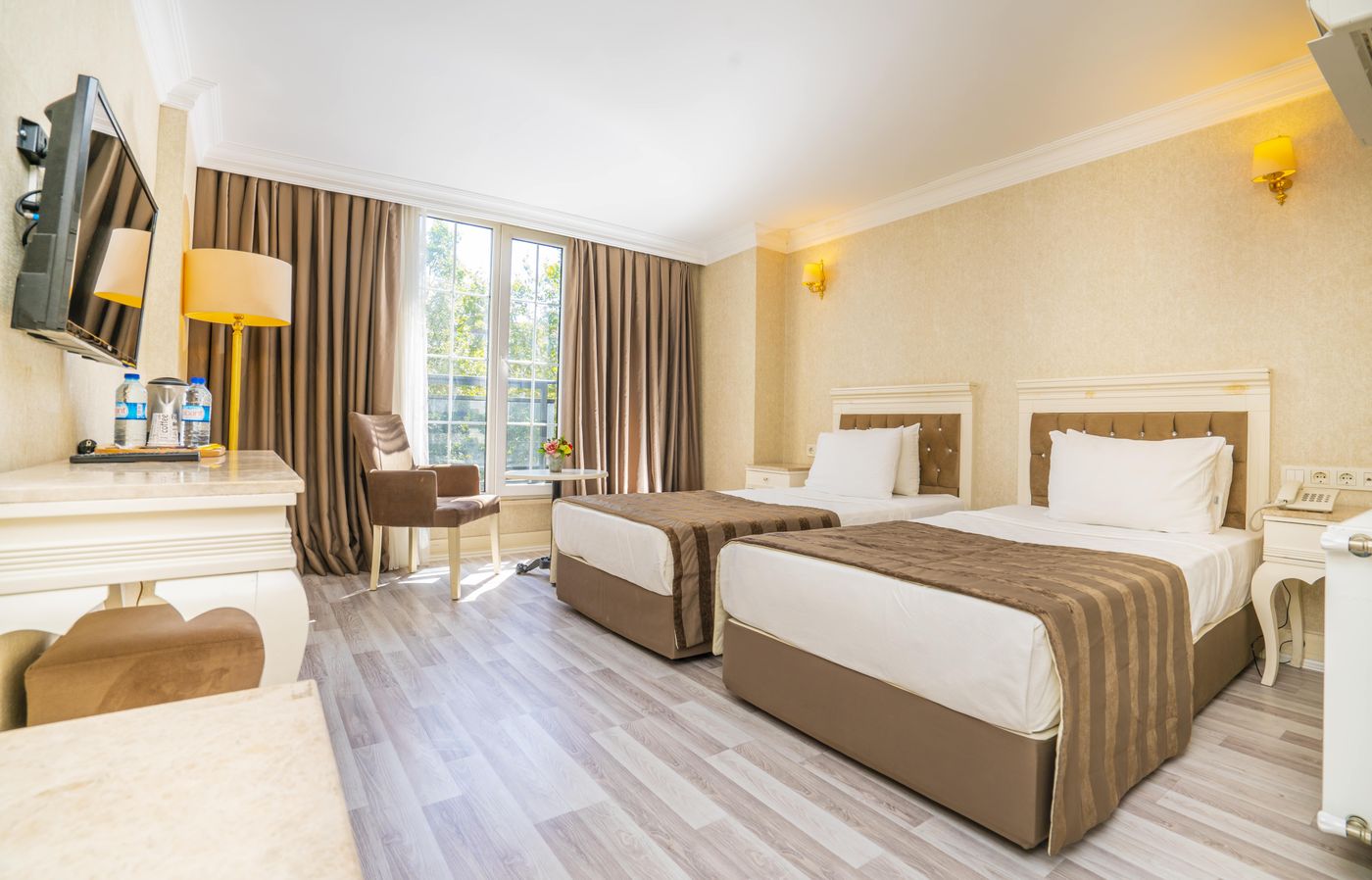 Kunlun-Kensington-Hotel-Istanbul-Room-11