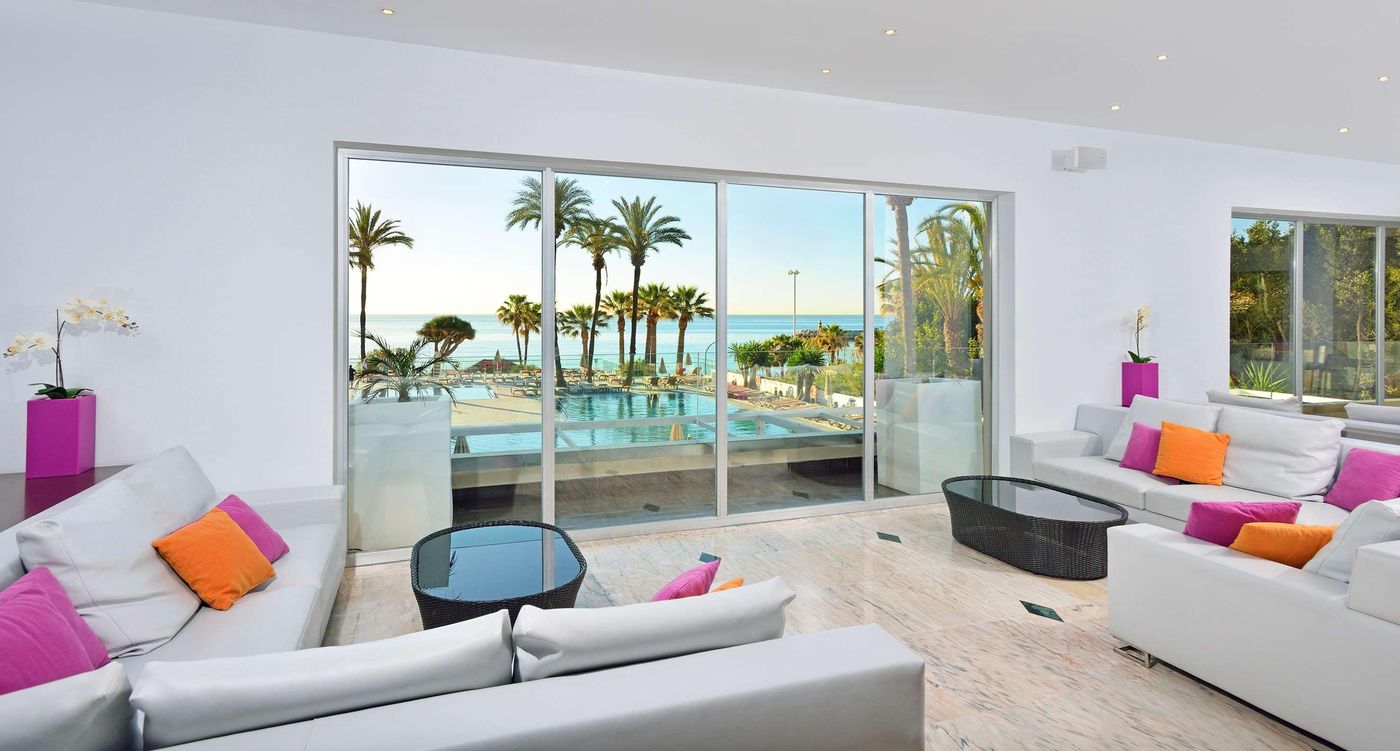 Hotel-Ocean-House-Costa-del-Sol-Affiliated-by-Melia-Lobby-74