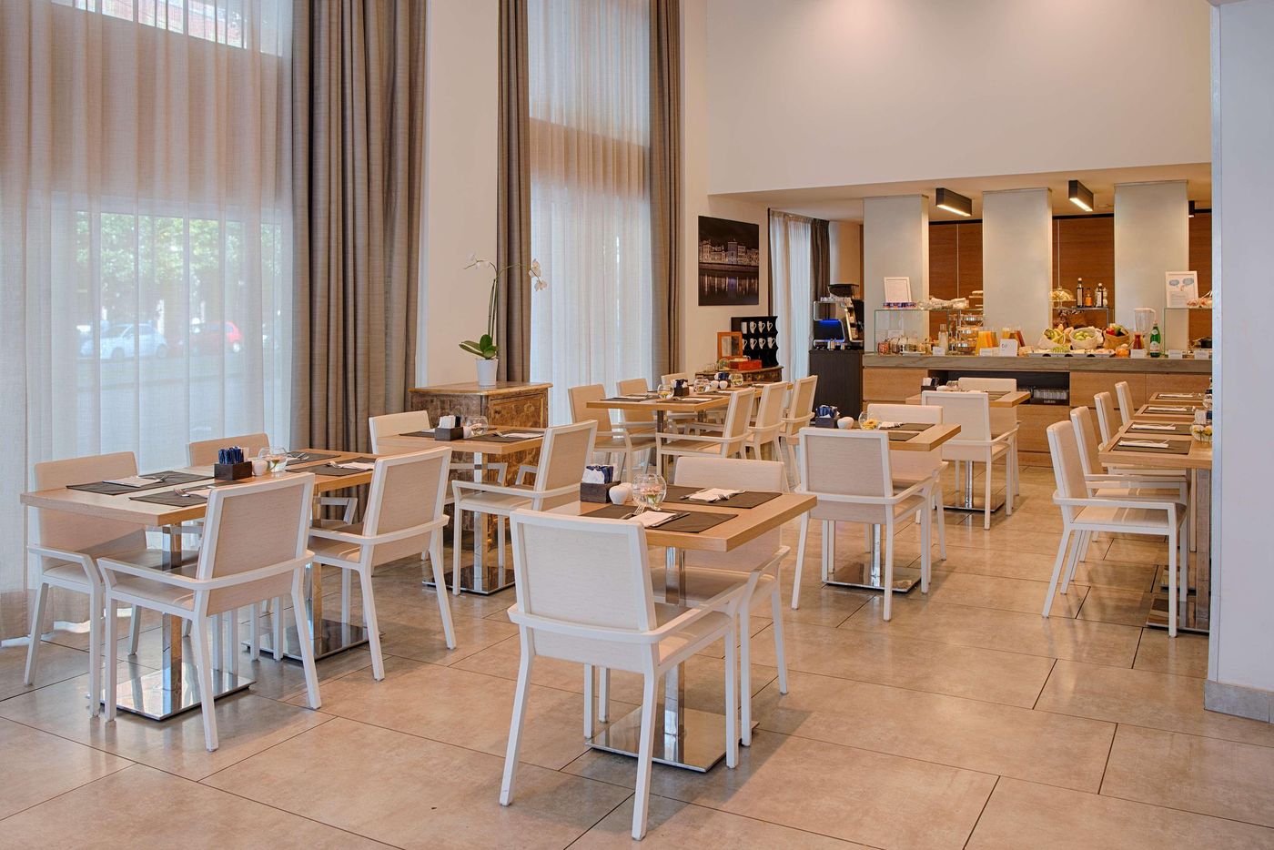 NH-Pisa-Restaurant-10