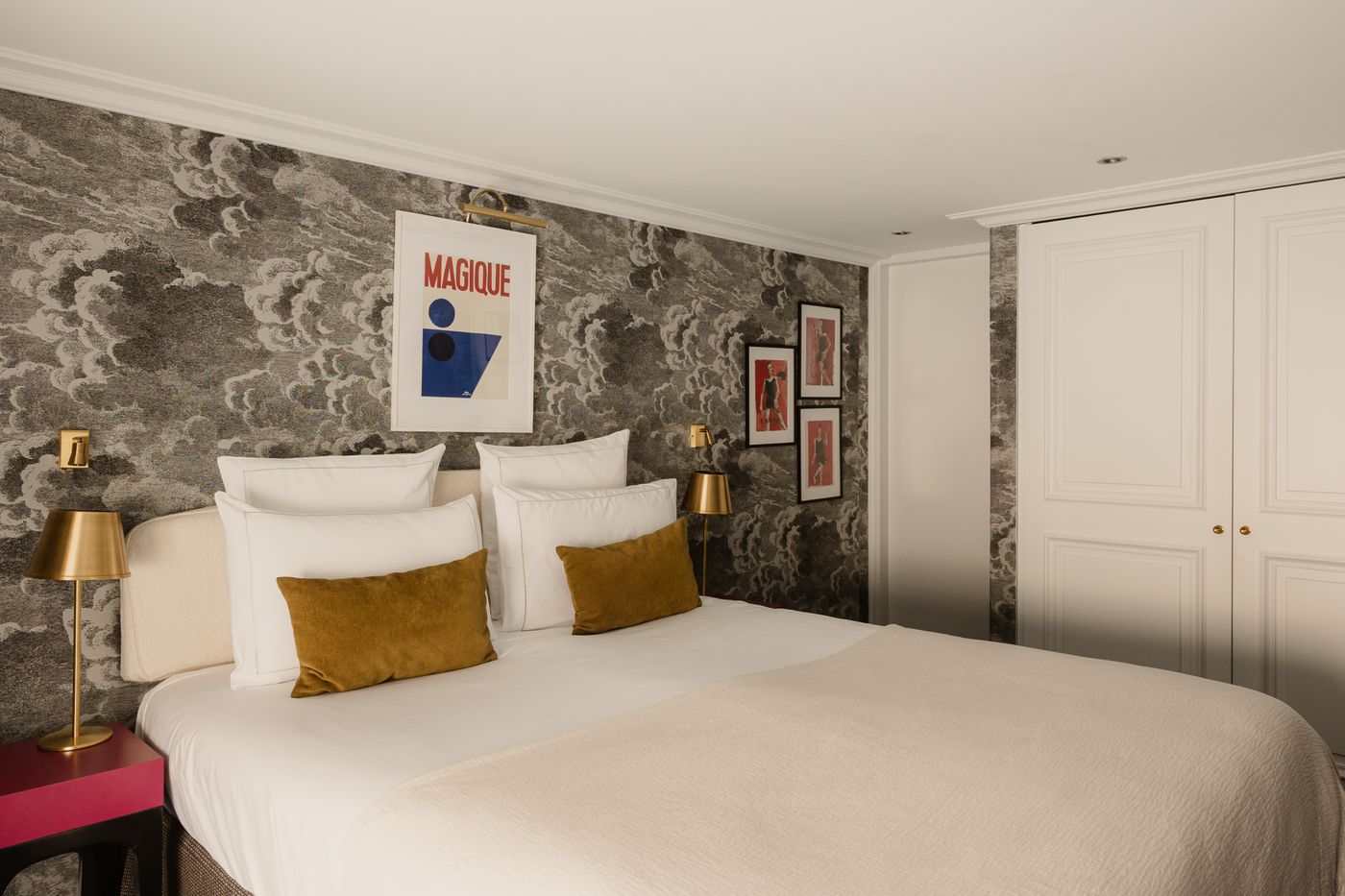 Hotel-Bourgogne---Montana-Room-21