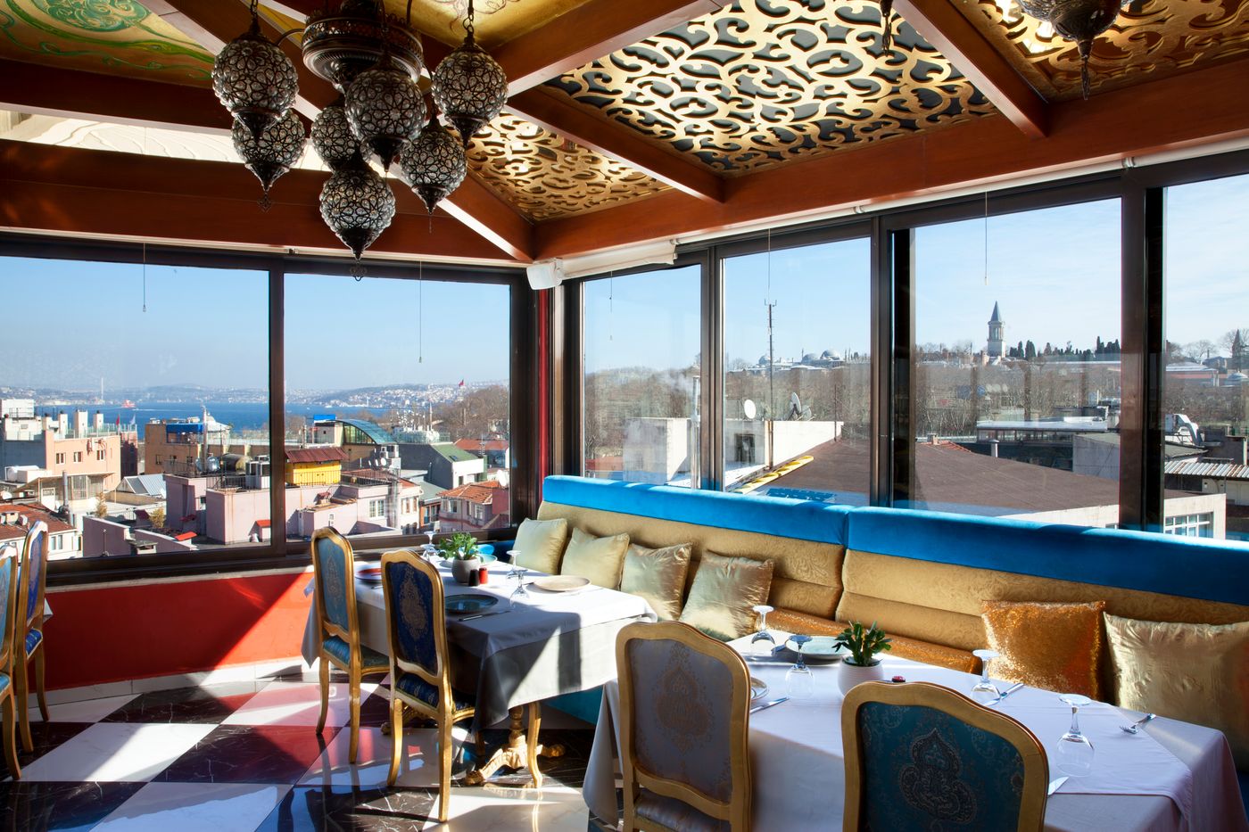 Seres-Hotel-Restaurant-1