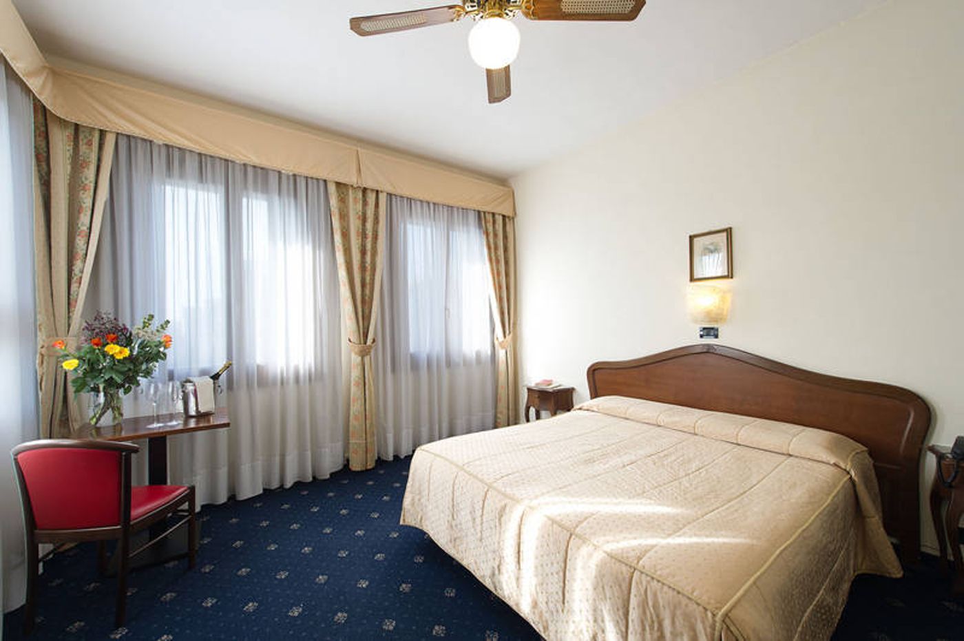 Hotel-Cristallo-Room-9