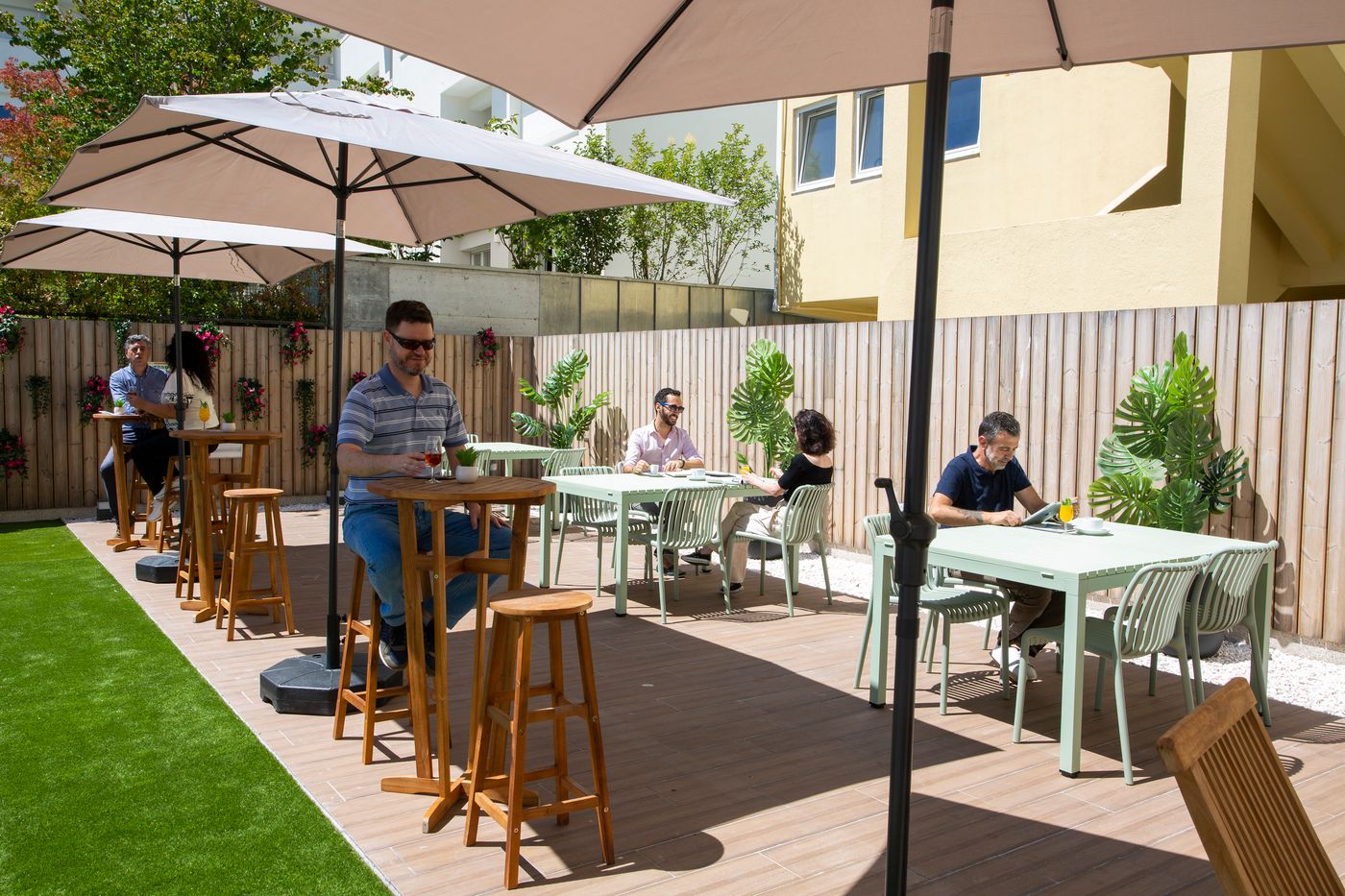 Casual Raizes Porto - Portugal - PORTO - Terrace - 9