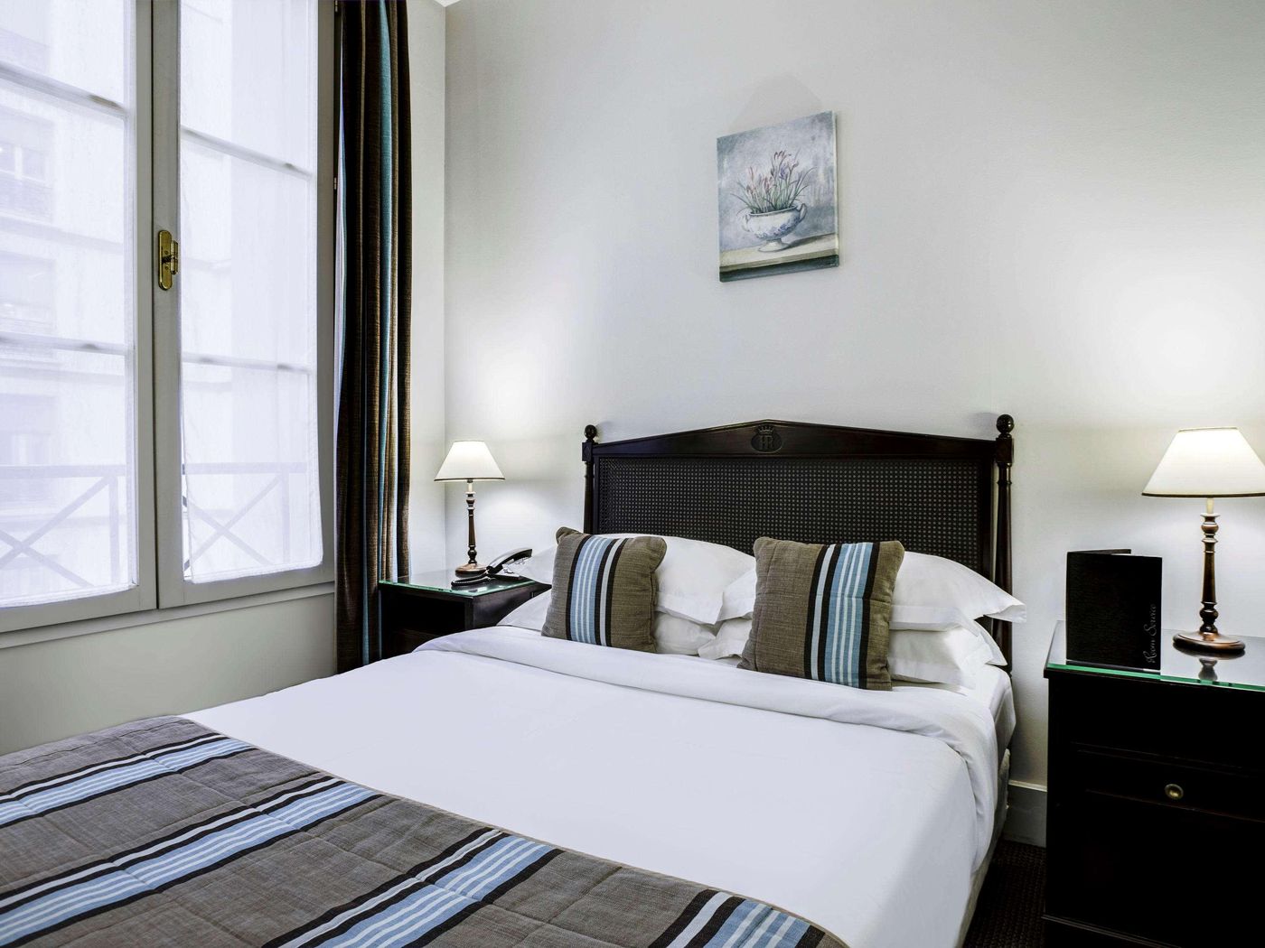 Royal-Saint-Honore-Room-34