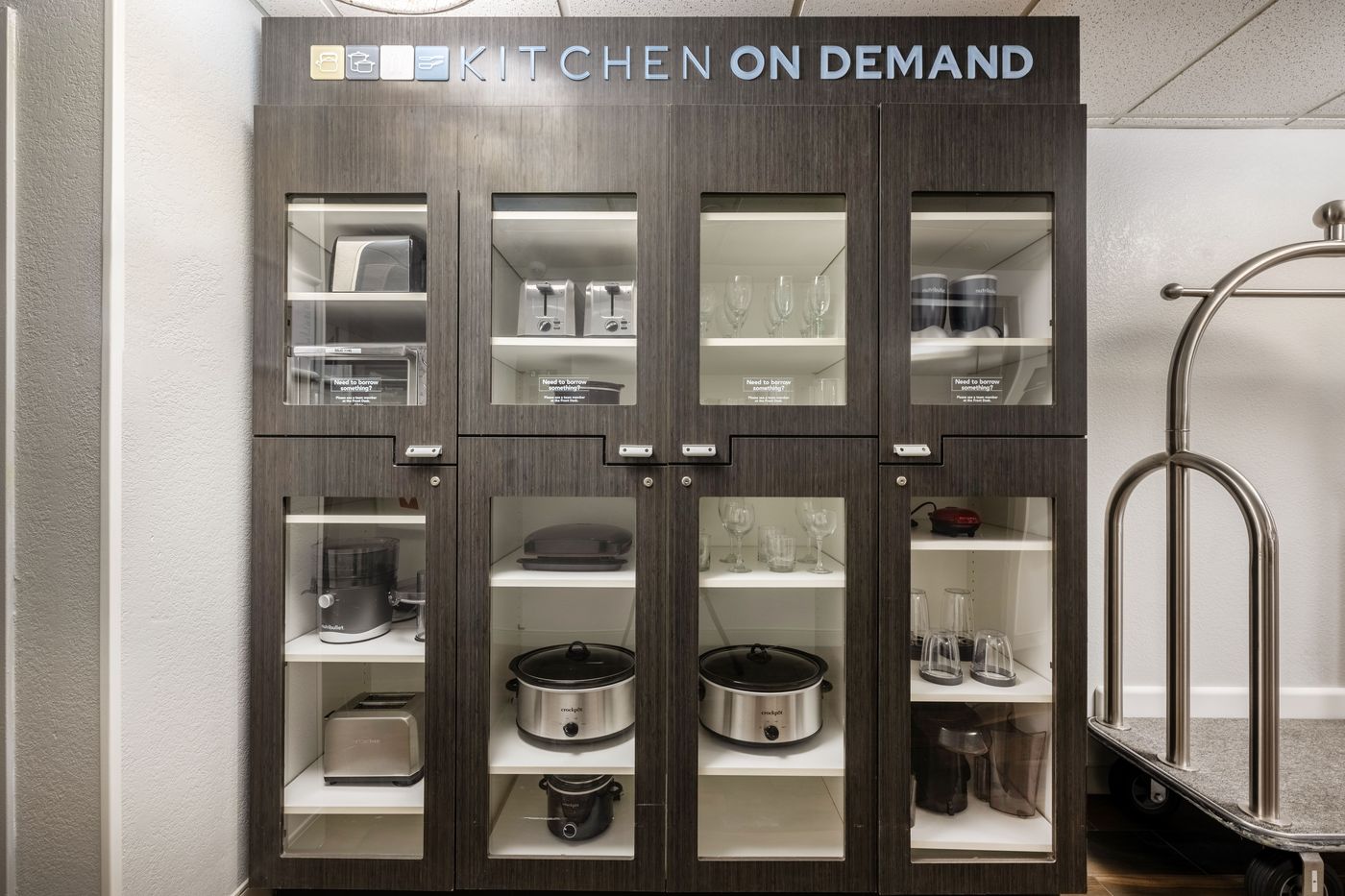 Sonesta-Simply-Suites-Jersey-City-Lobby-38