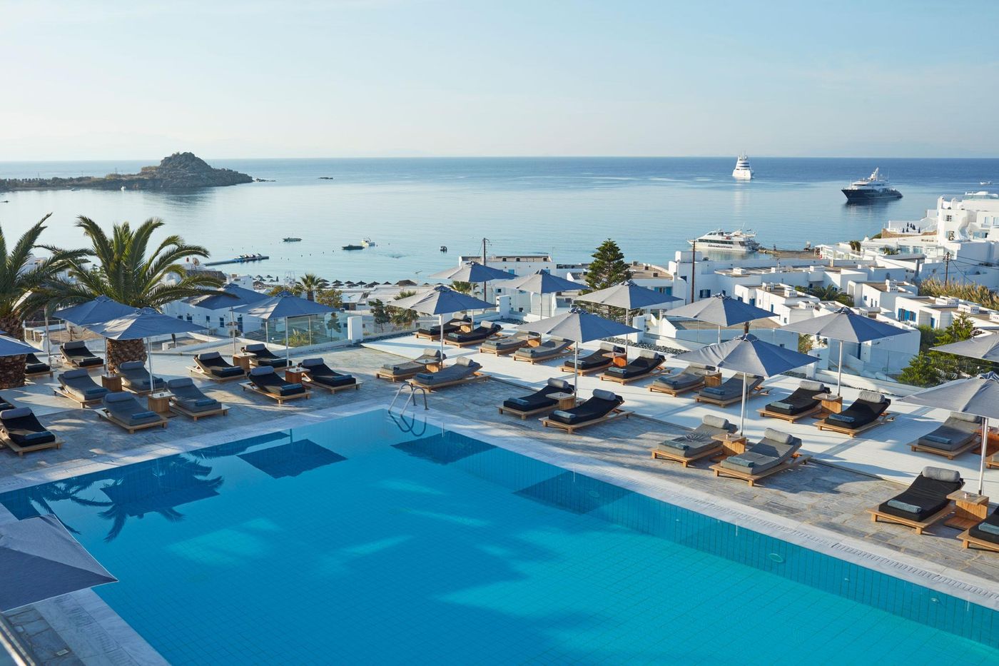 Myconian-Ambassador-Hotel-Relais---Chateaux-Hotel-Pool-2