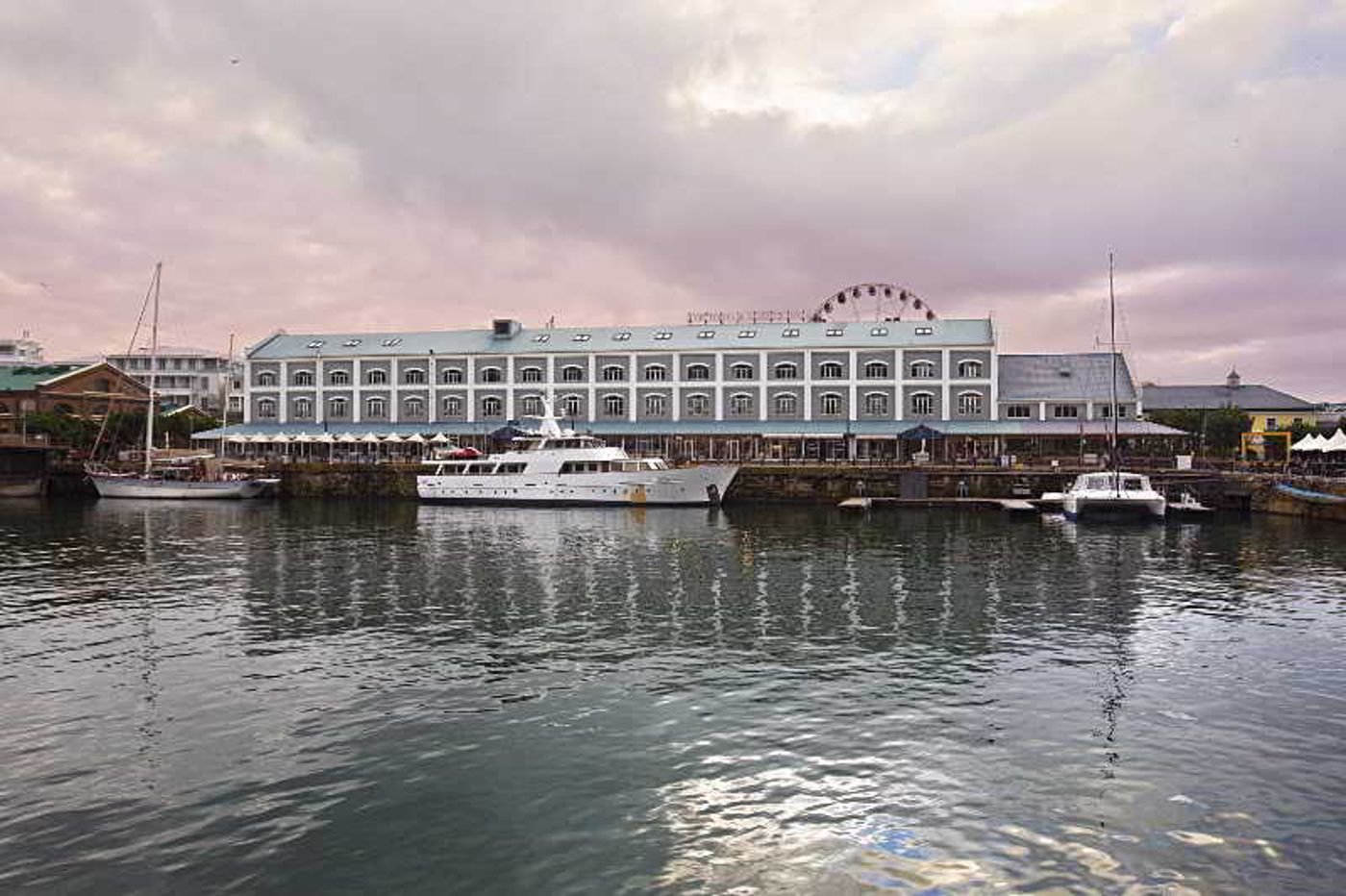 Victoria---Alfred-Hotel-by-Newmark-General-view-11