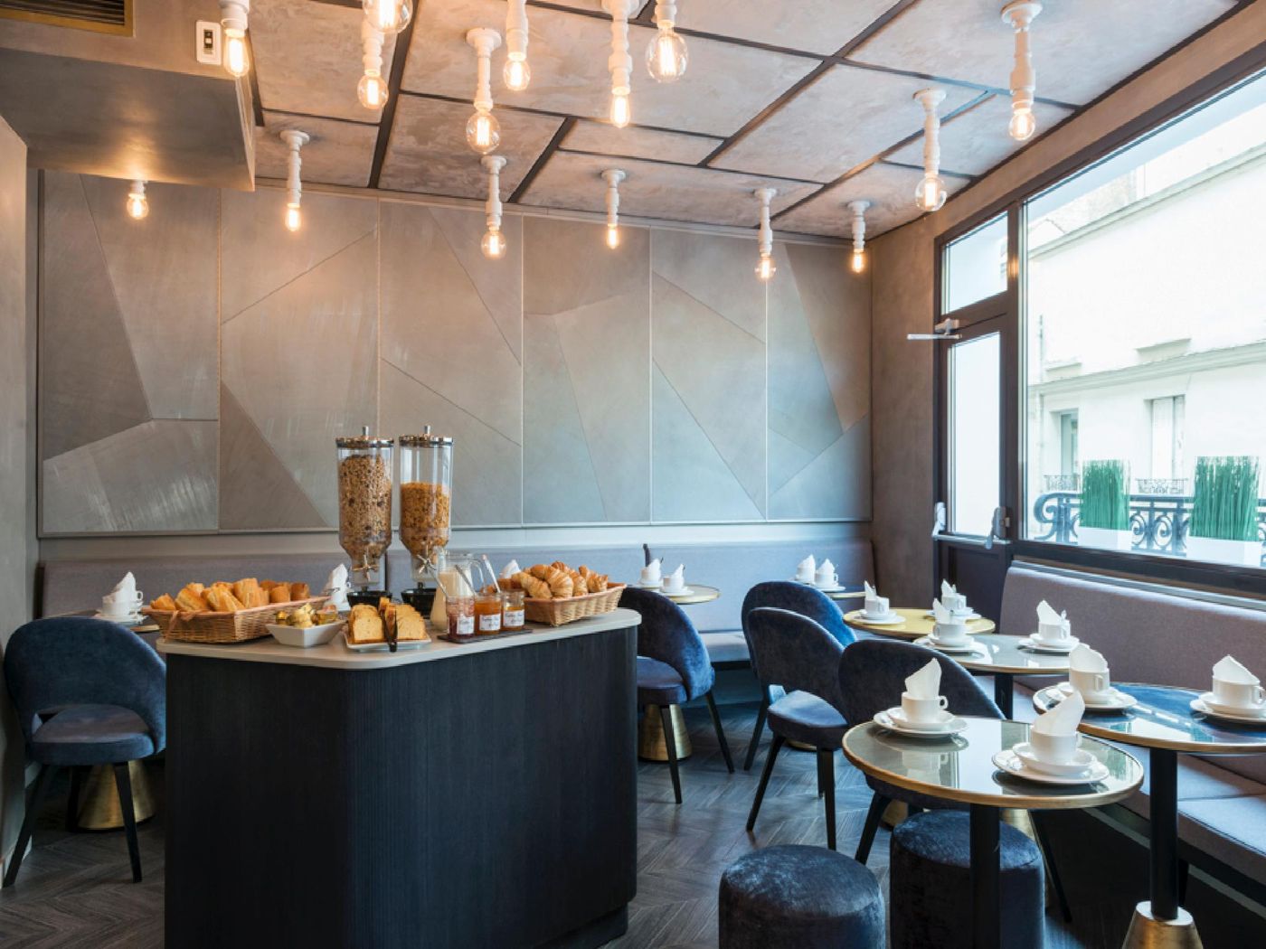 Hotel-Ohm-by-happy-culture-Restaurant-11