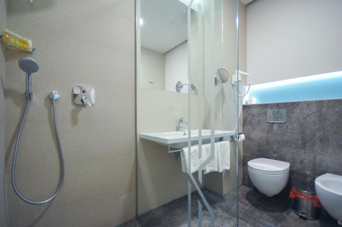 Bracera-Hotel-Room-14