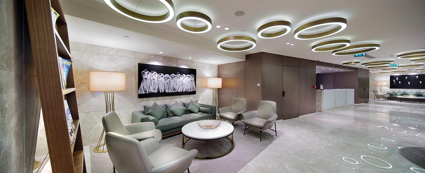 Hilton-Parksa-Istanbul-Lobby-2