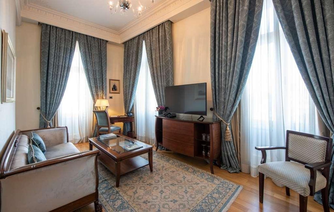 Pera-Palace-Hotel-Room-58