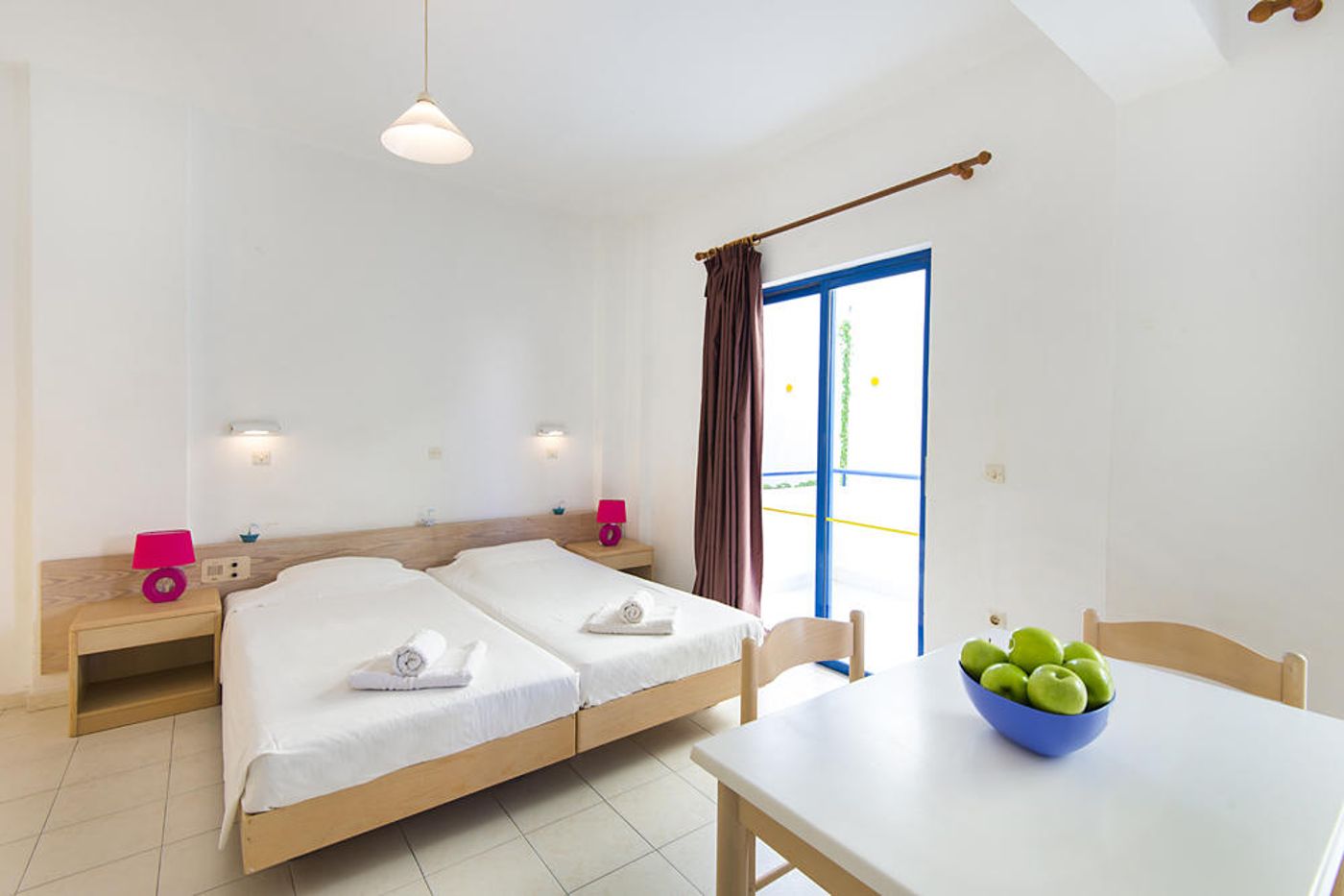 Blue Roses Apartments