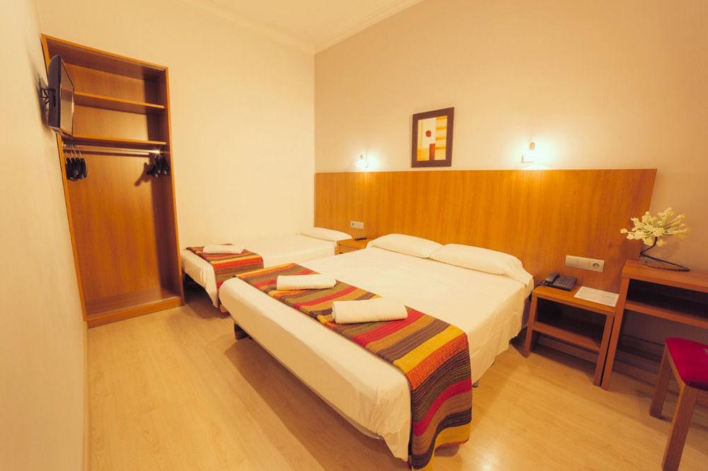 Ciudad Condal-Spain-BARCELONA -General view-9