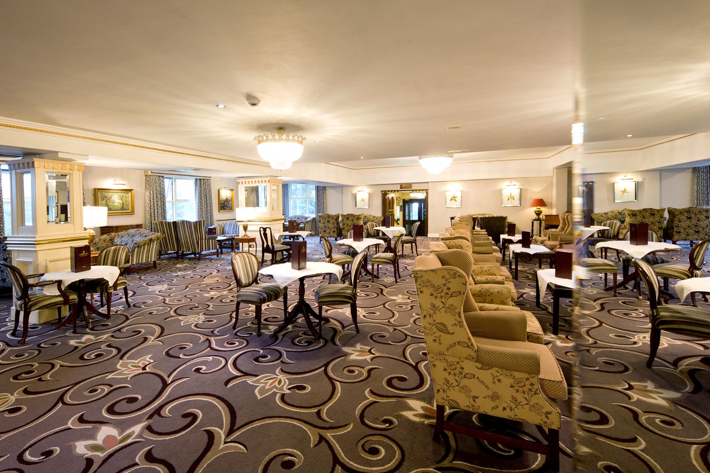 Fitzpatrick Castle-Ireland-DUBLIN-Lobby-8