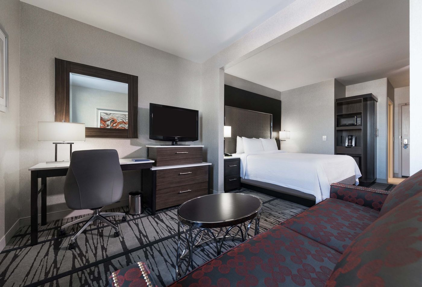 Fairfield-Inn---Suites-Boston-Cambridge-Room-19