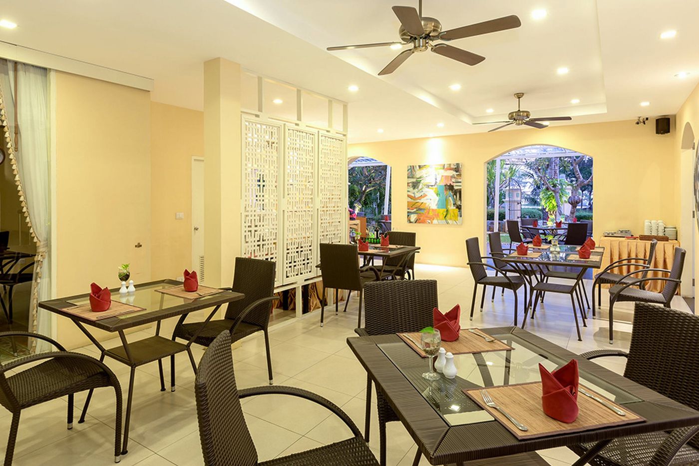 Front-Village-Restaurant-42