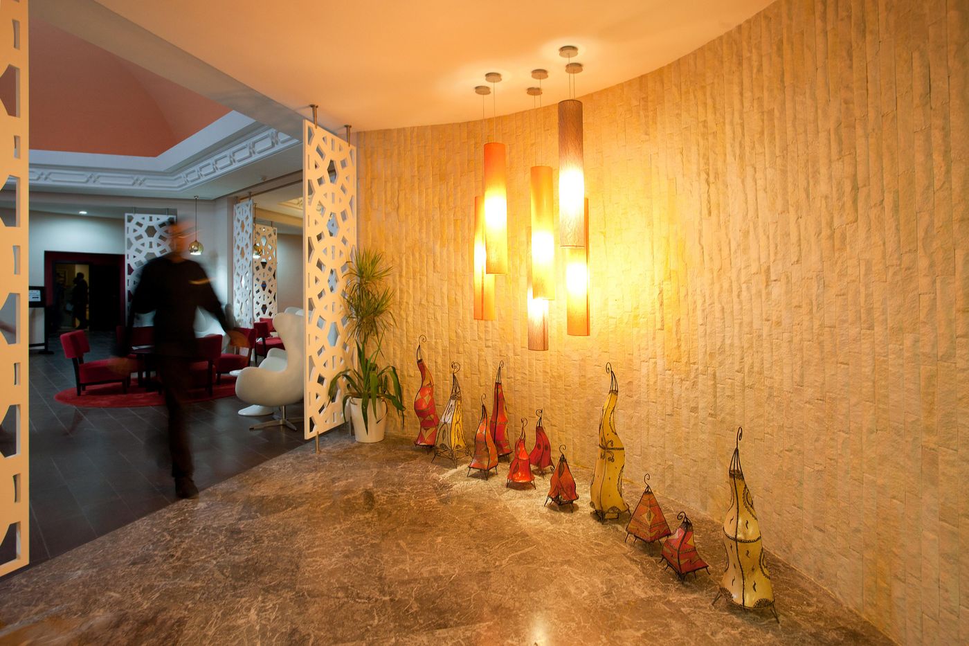 Kenzi-Europa-Lobby-38