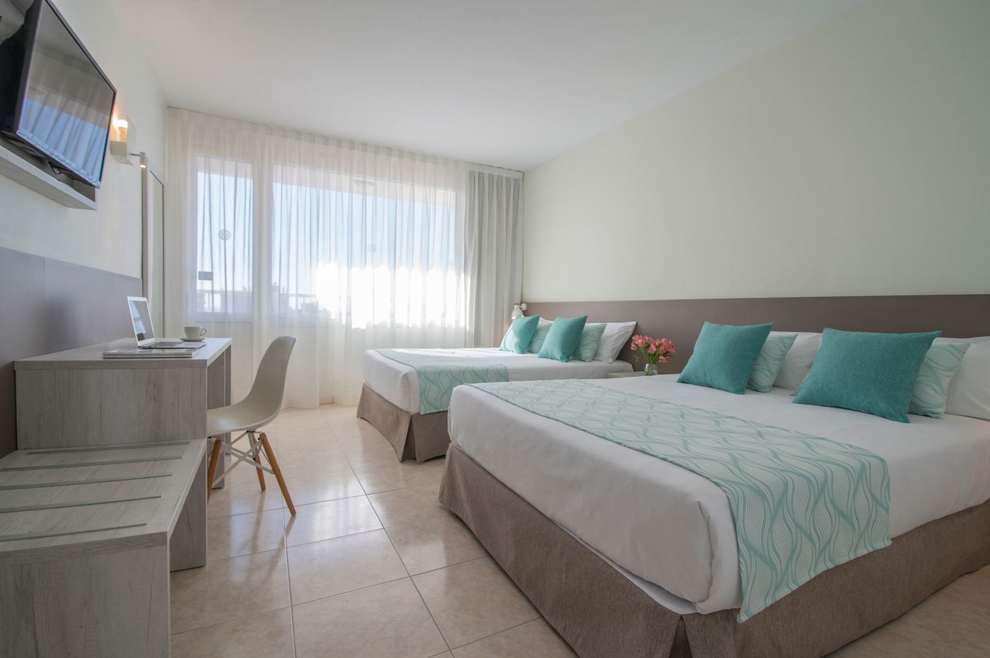 Lloret Santa Rosa Hotel by Pierre & Vacances