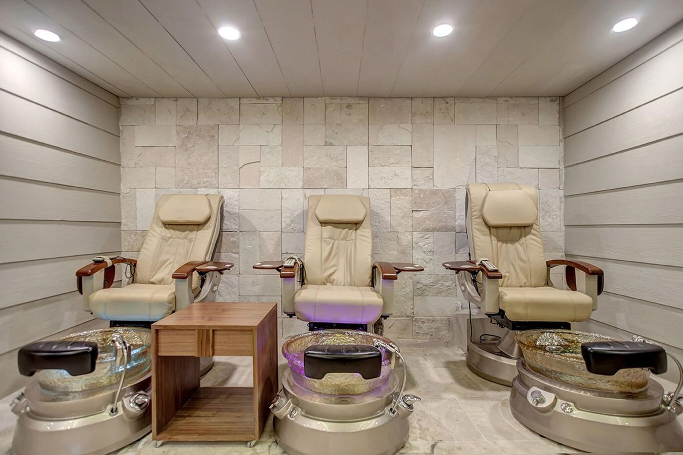 Royalton-Negril-Resort---Spa-All-Inclusive-Sports-and-Entertainment-81