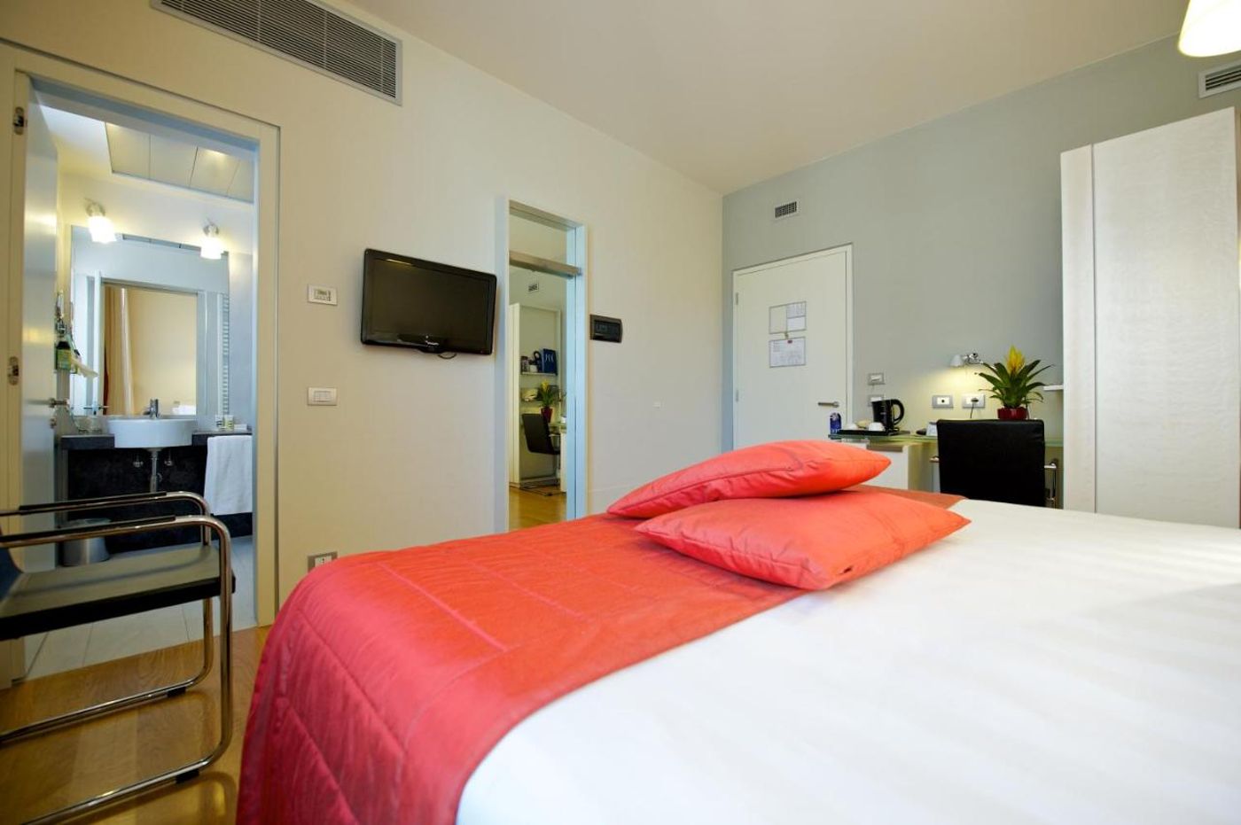 Mercure Milano Solari - Italy - MILANO - Room - 1