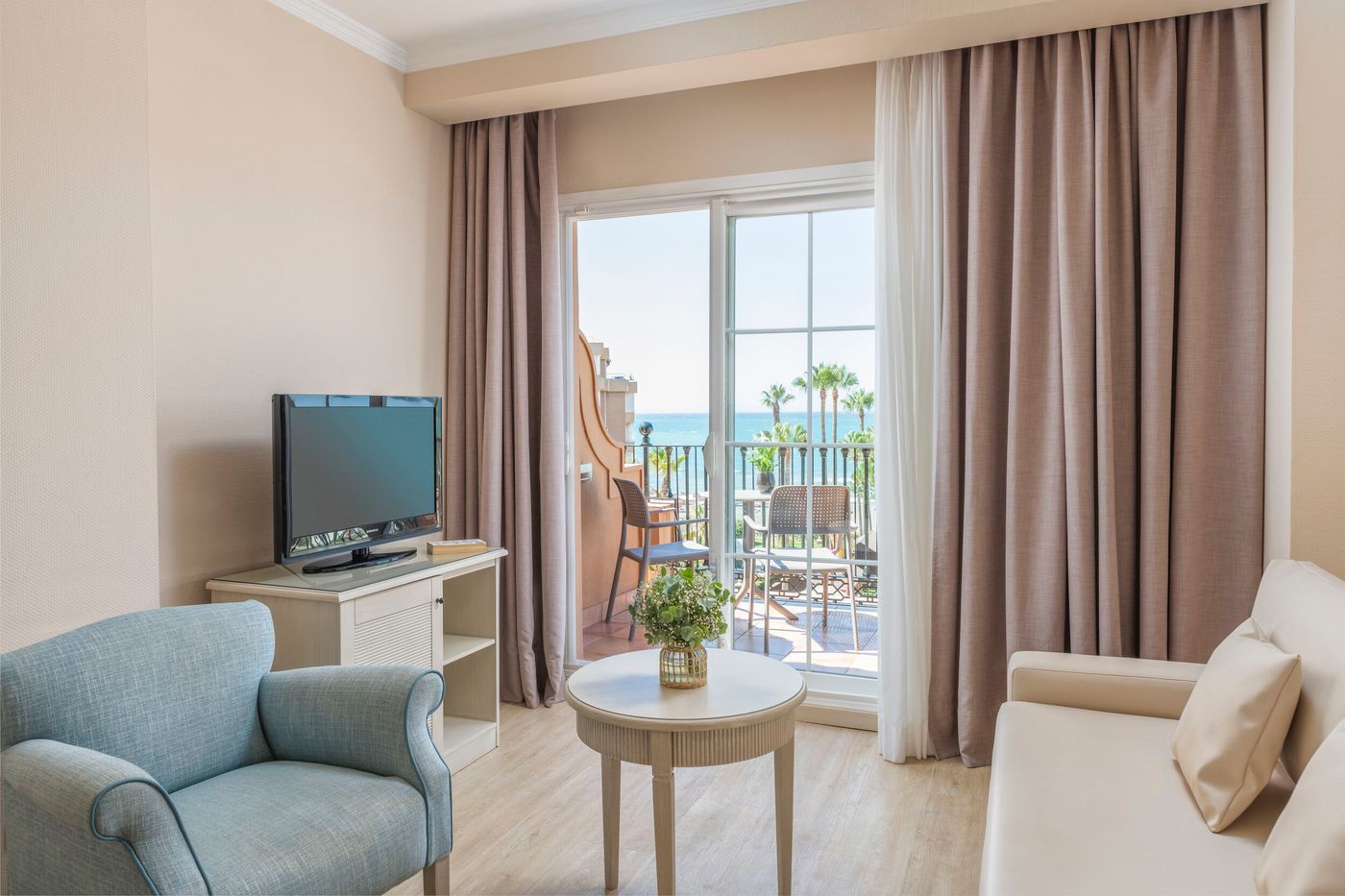 Iberostar-M----laga-Playa-Room-26