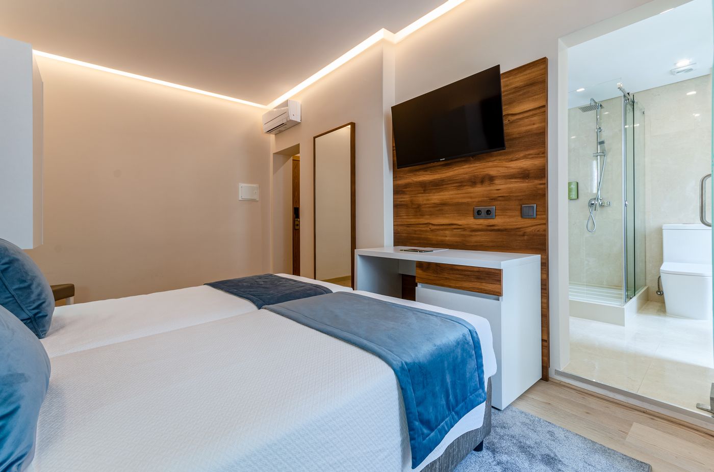 Hotel-Avenida-Park-Room-21