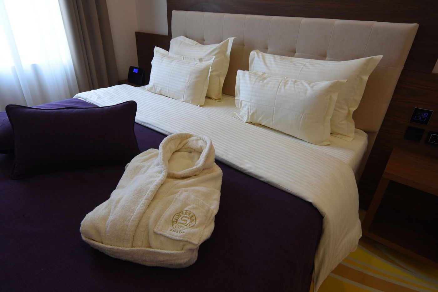 City Savoy-Serbia-Belgrade-Room-9