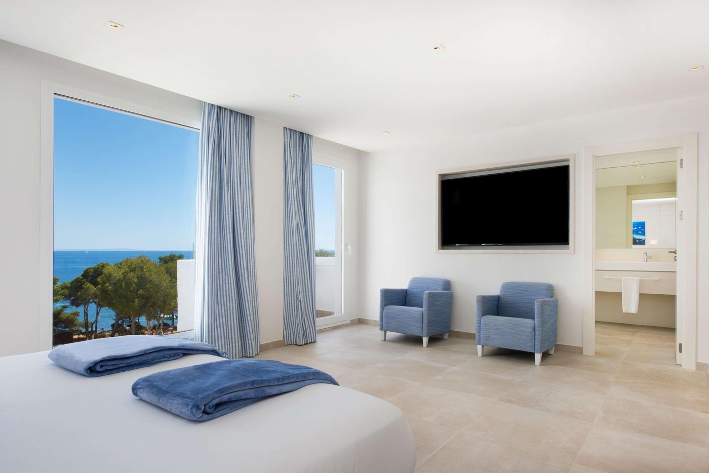 IBEROSTAR-Santa-Eulalia-Room-29