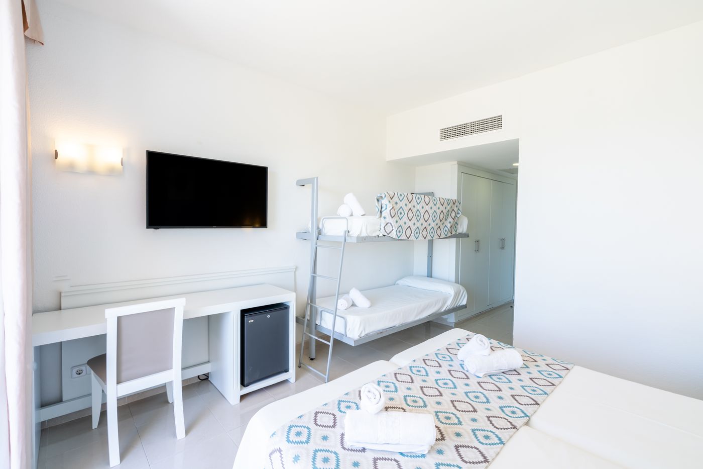 Club-Hotel-Aguamarina-Room-31