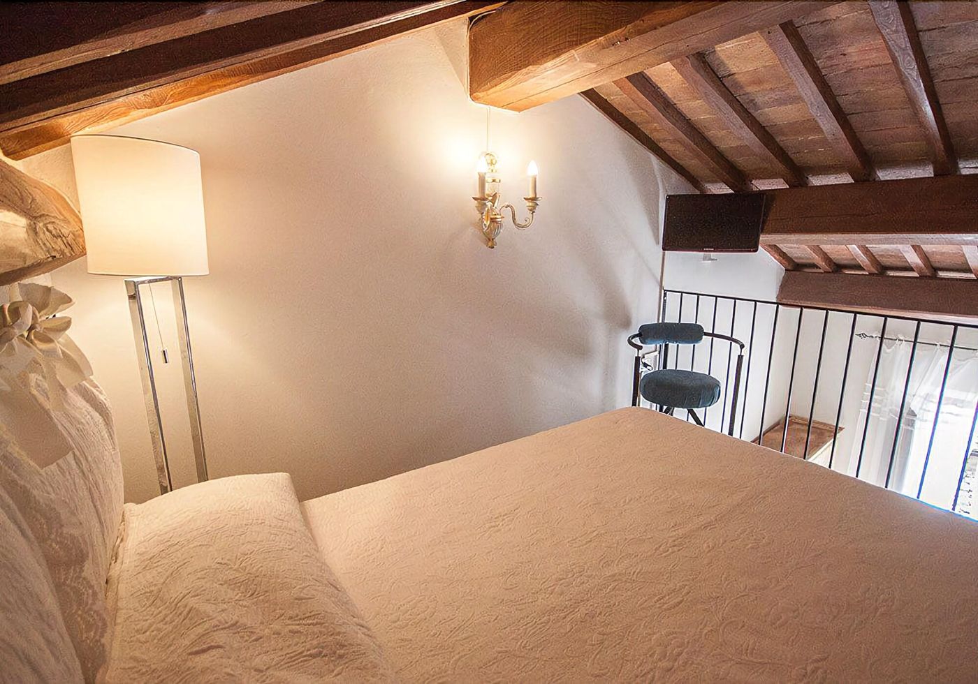 A-Casa-Mastacchi-Room-20