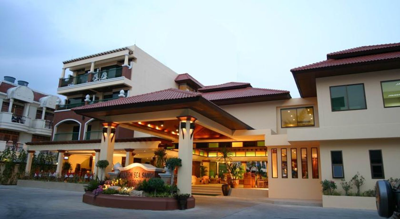 Karon Sea Sands Resort