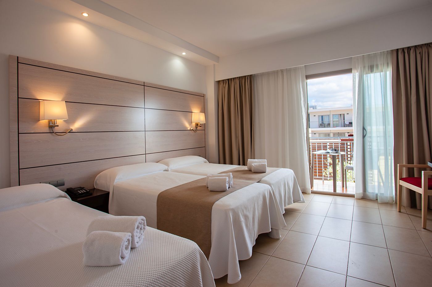 Puchet-Hotel-Room-43