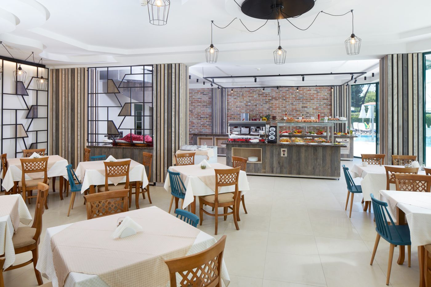 Aktinia-Restaurant-21