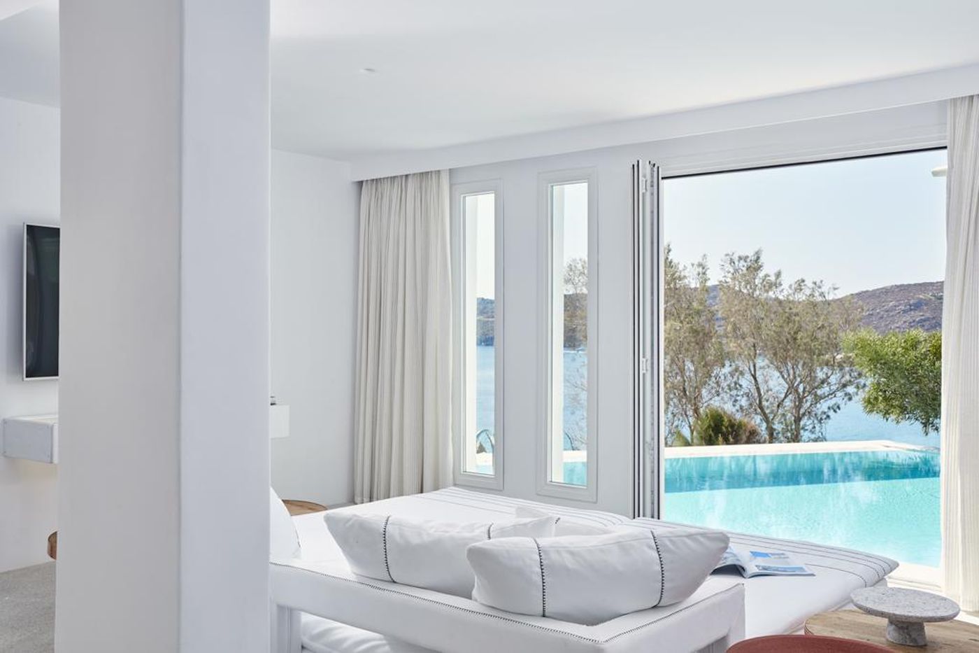 Myconian Imperial Hotel