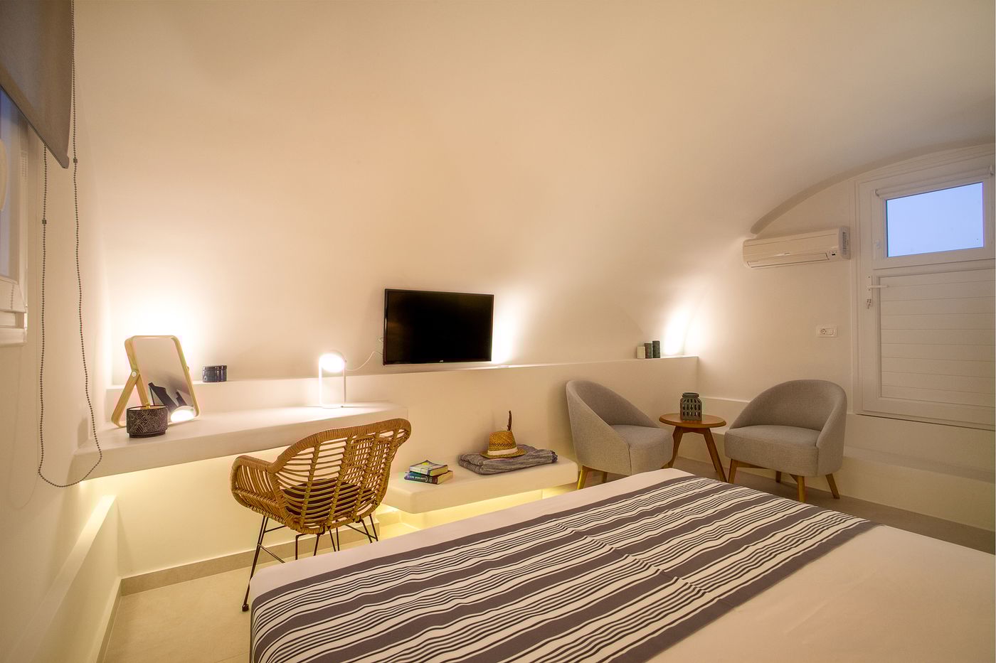 Margarenia-Studios-Room-37