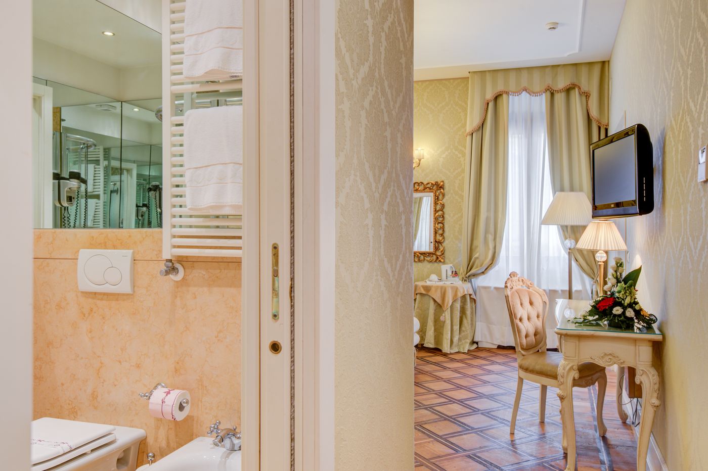 Al-Duca-Venezia-Room-29