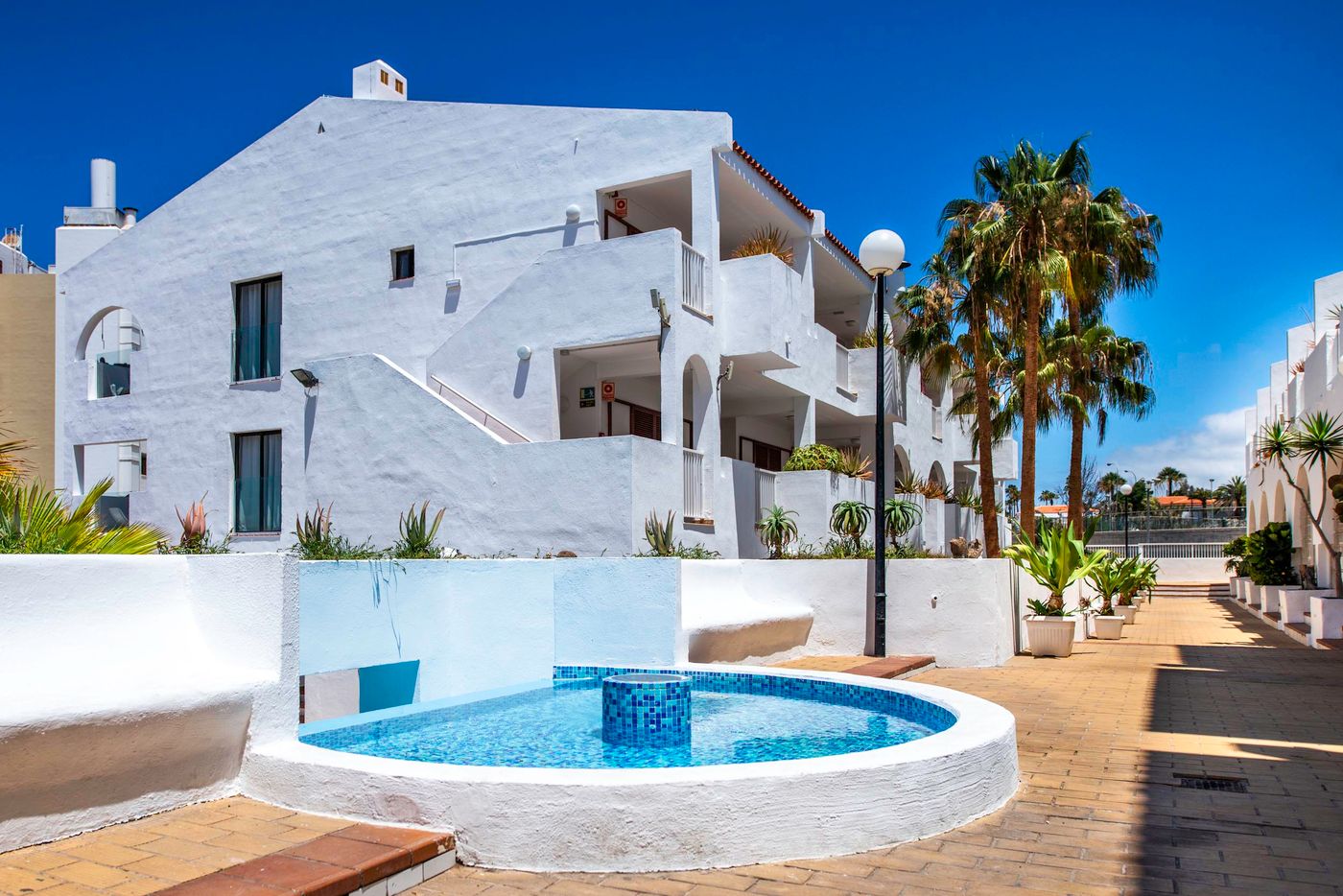 Apartamentos-Albatros-General-view-5