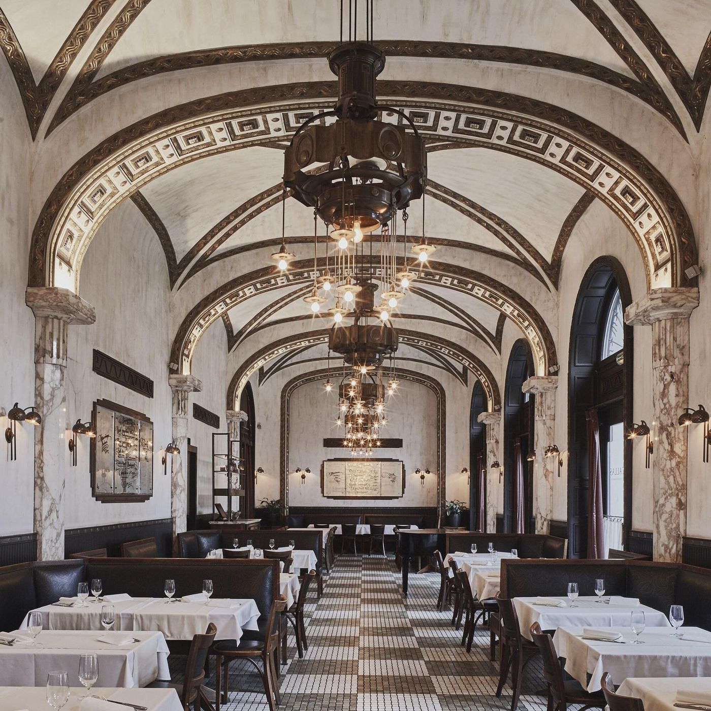 Callas-House-Restaurant-34