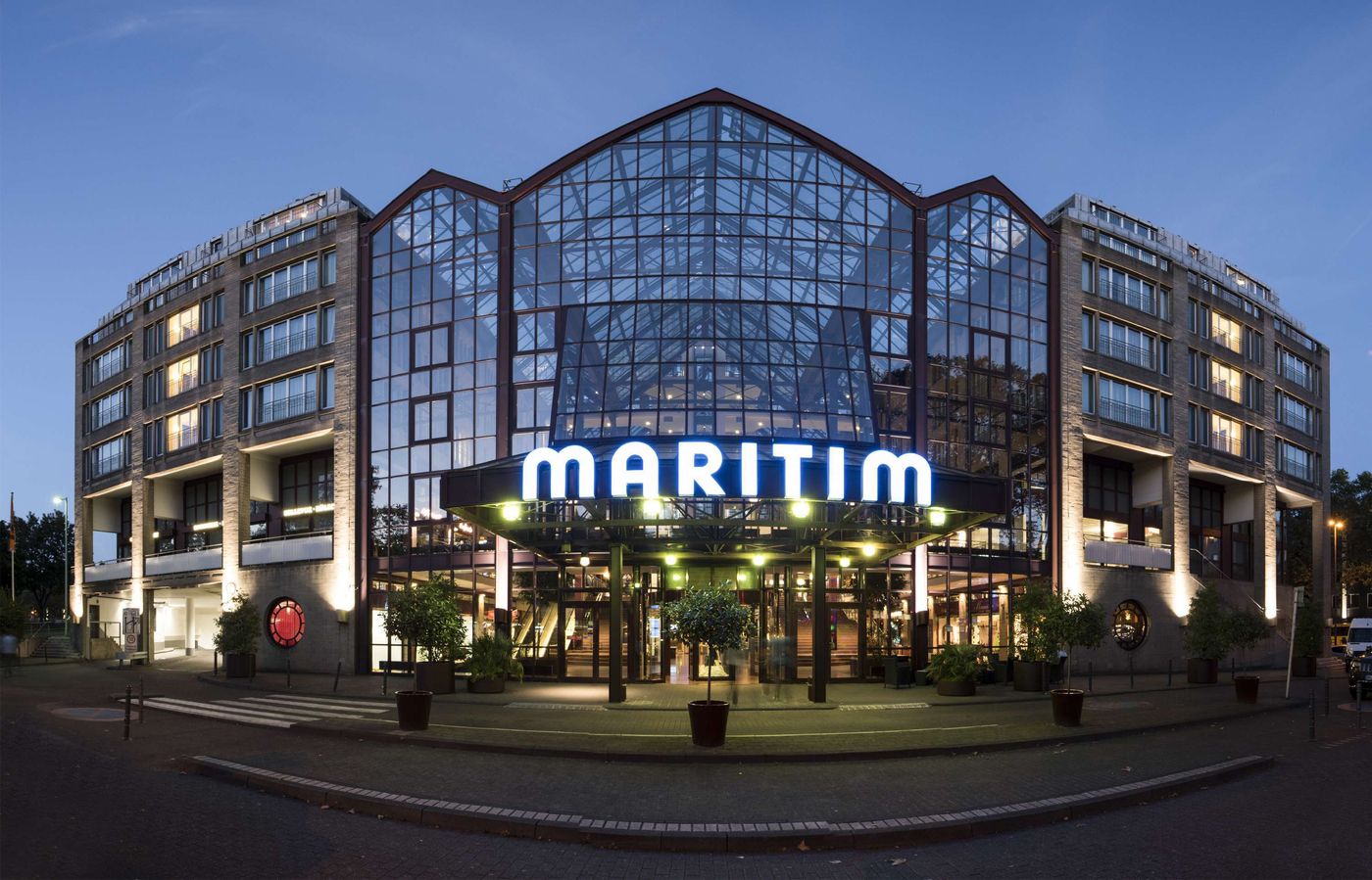 Maritim-Hotel-Cologne-General-view-11