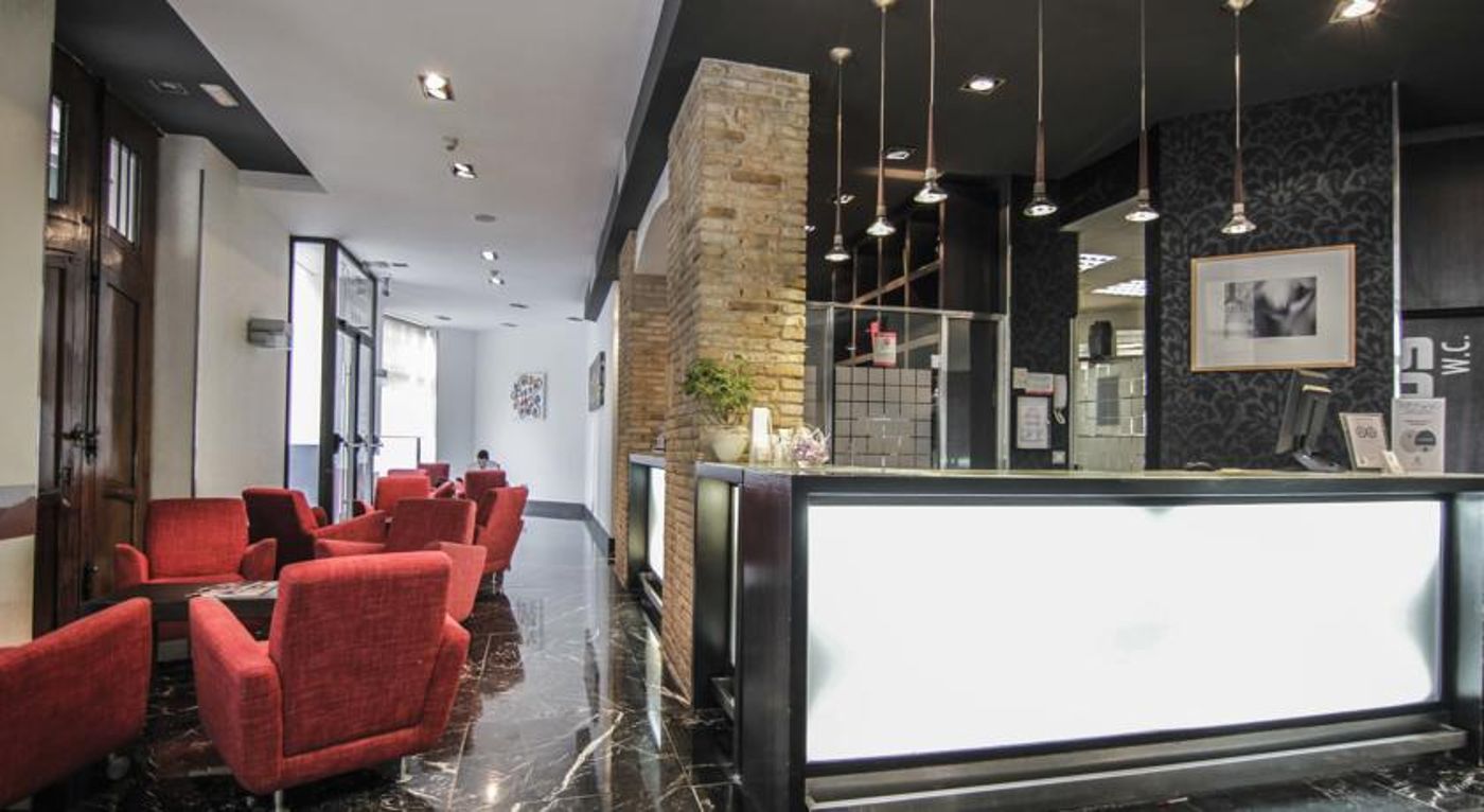 Petit Palace Germanias