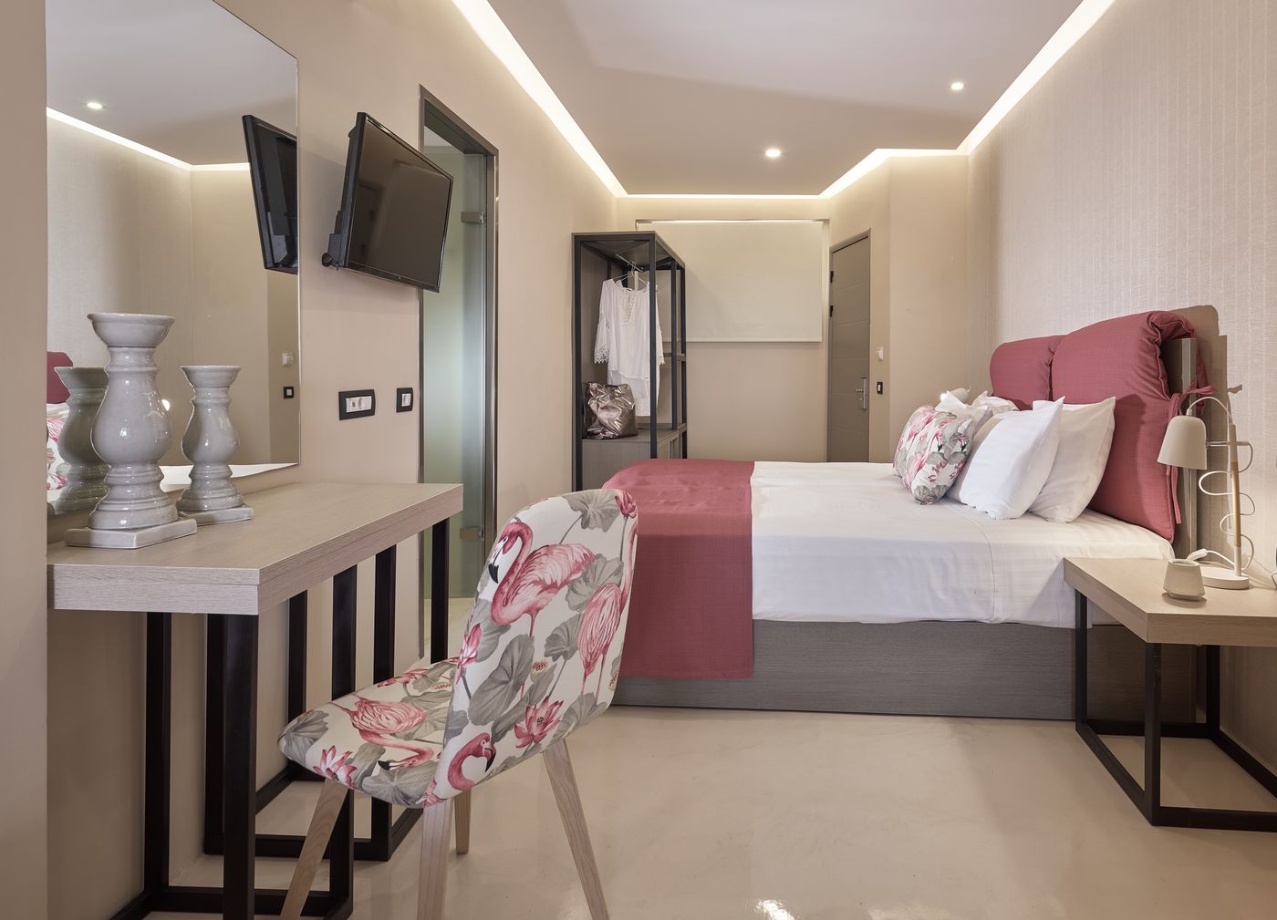 Koukounaria--Hotel---Suites-Room-19