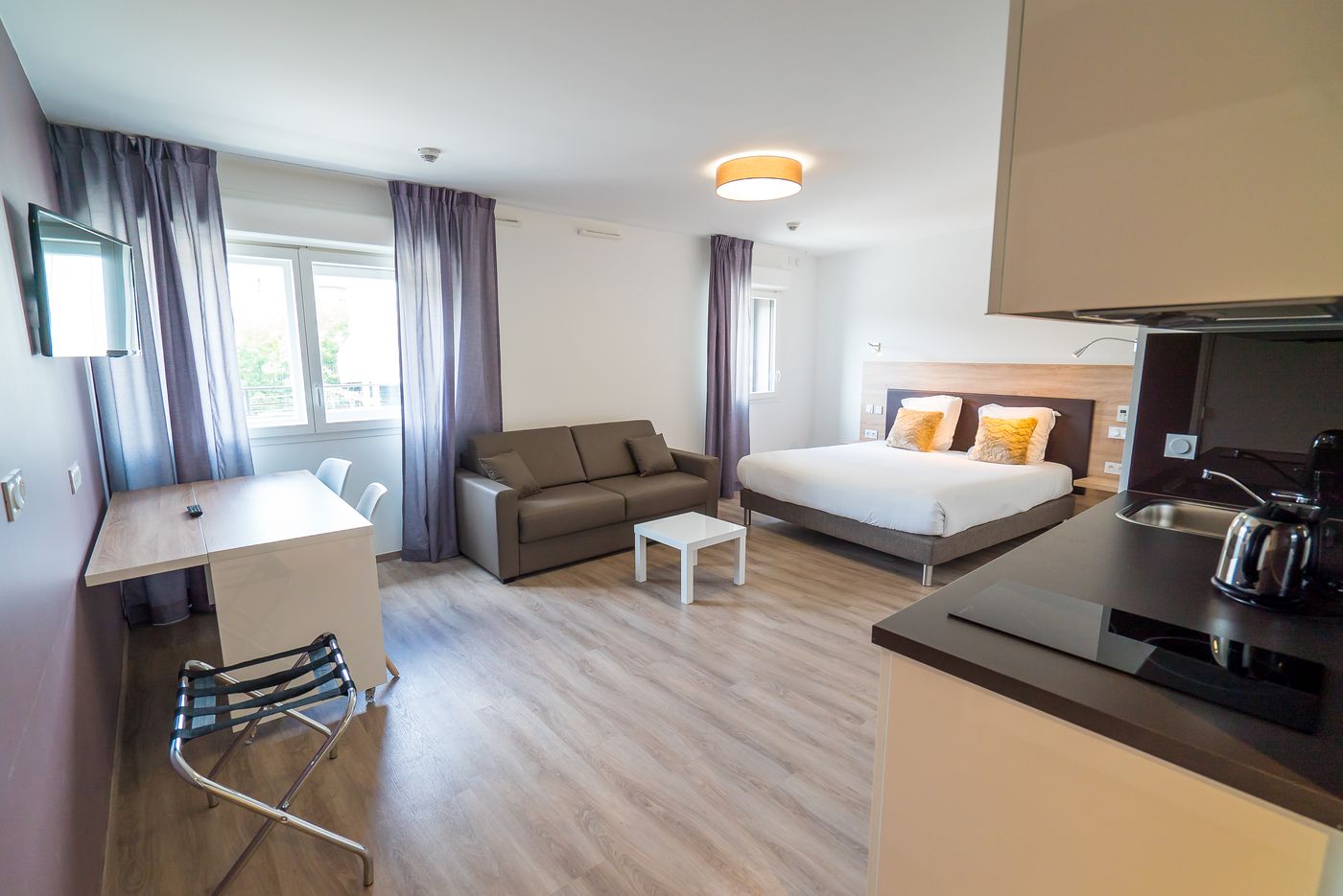 All-Suites-Choisy-Le-Roi-Room-13