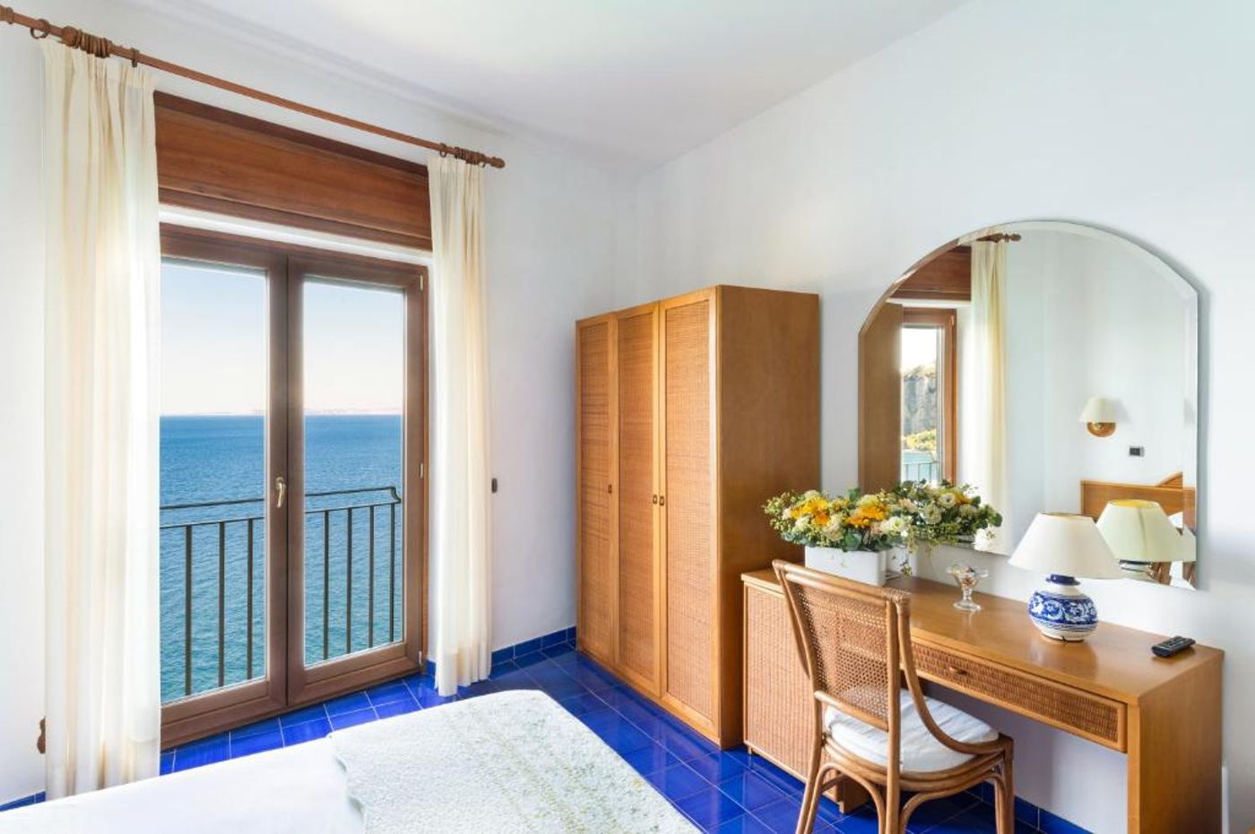 Hotel-Sporting---Sorrento-Coast-Room-18