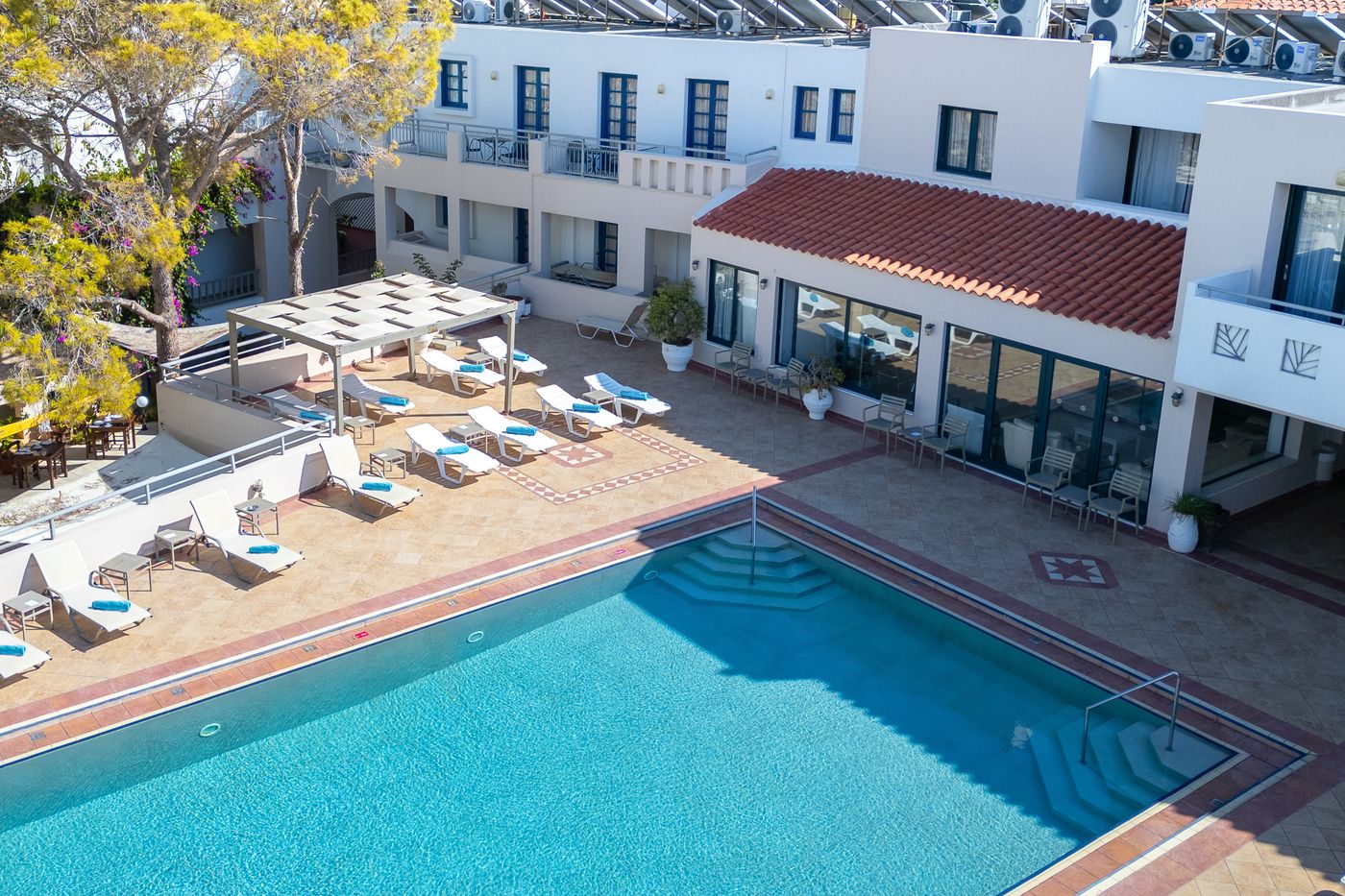 Castello-Village-Resort-Pool-6