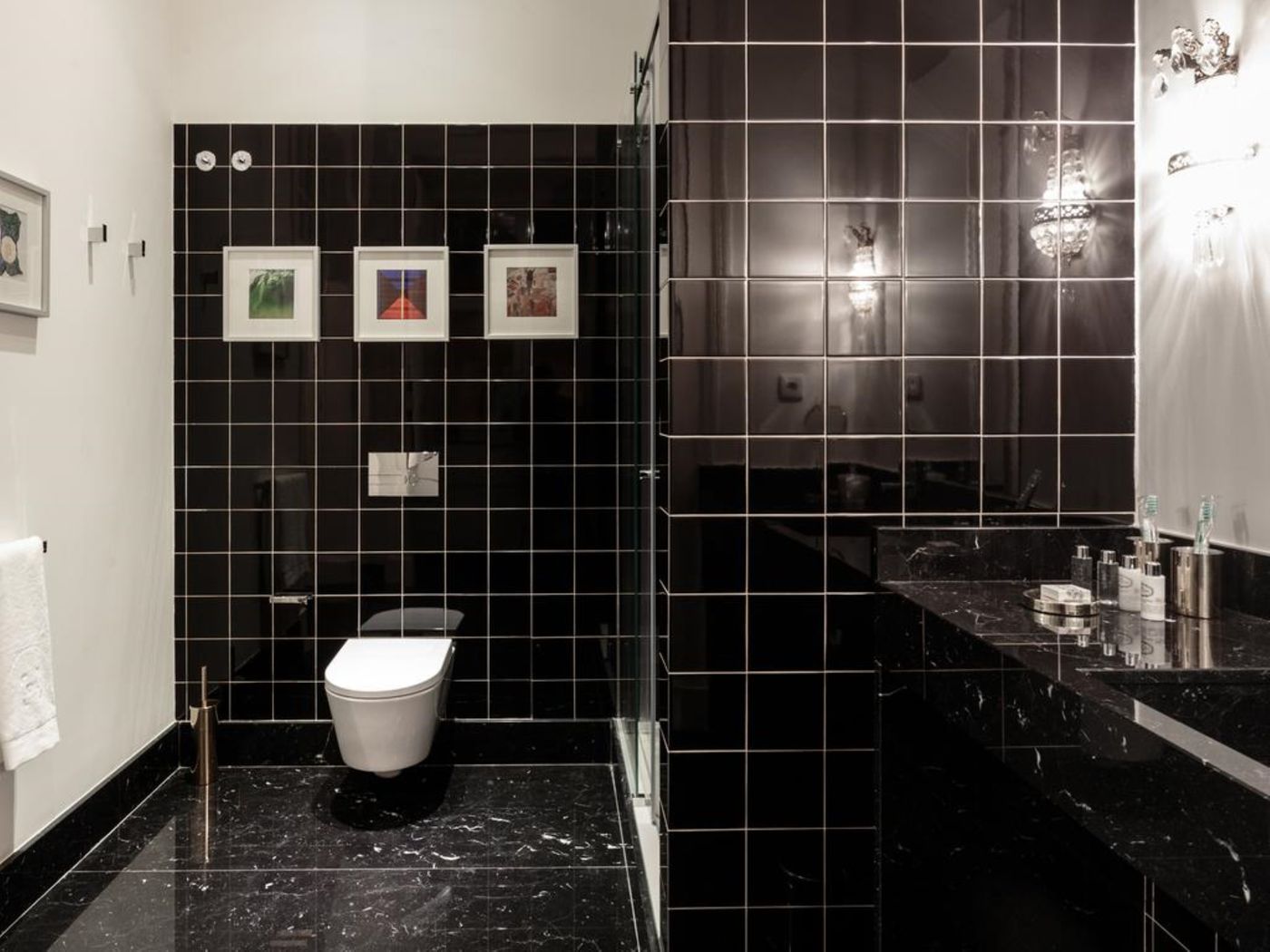 Dear-Lisbon-Bordalo-House-Room-14