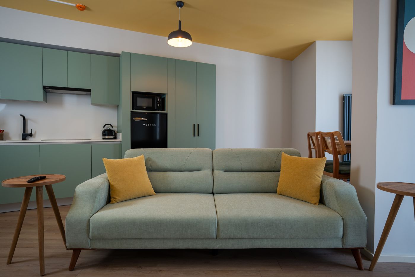 Bird-Nest-Suites-Room-4