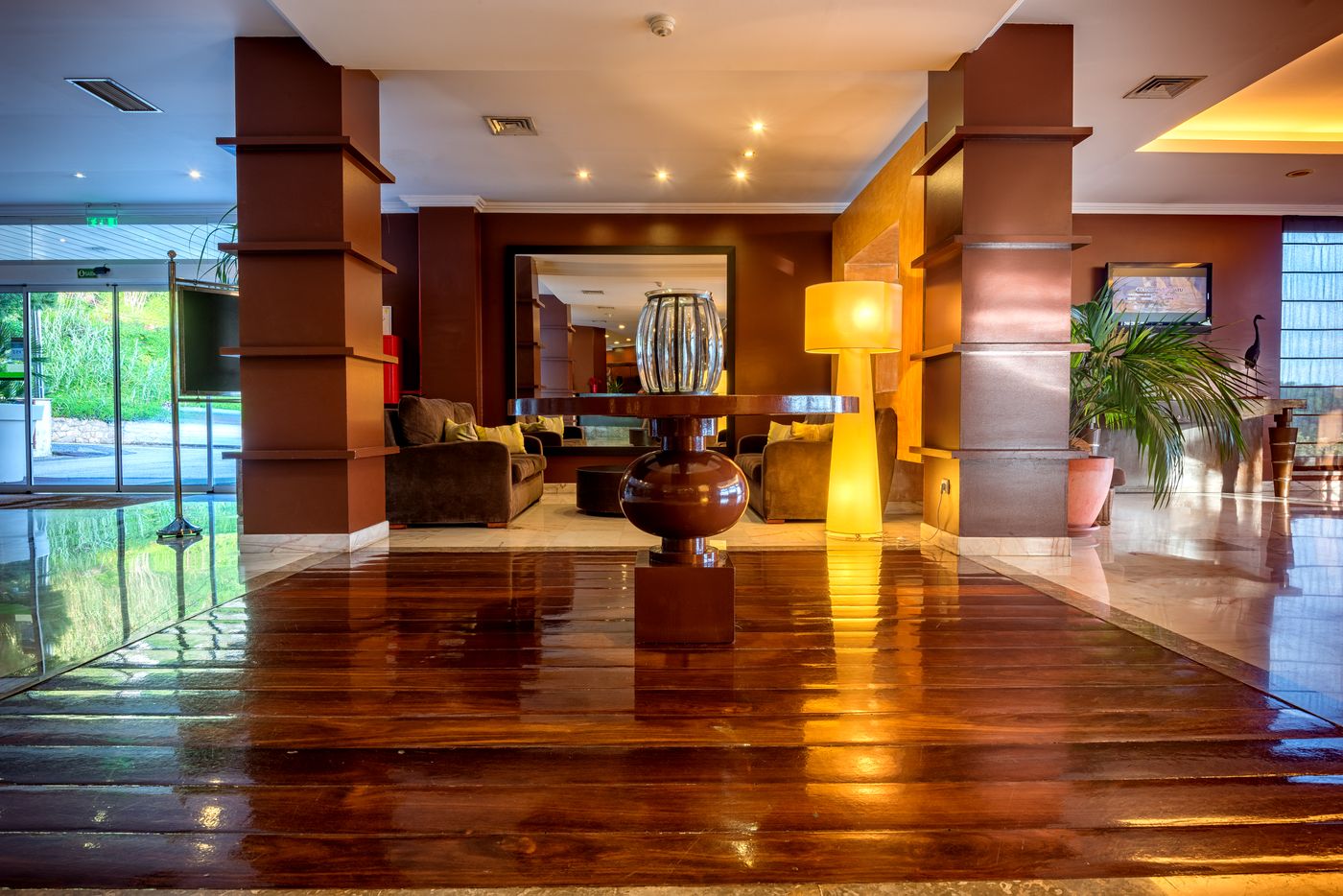 Amazonia-Jamor-Lobby-15