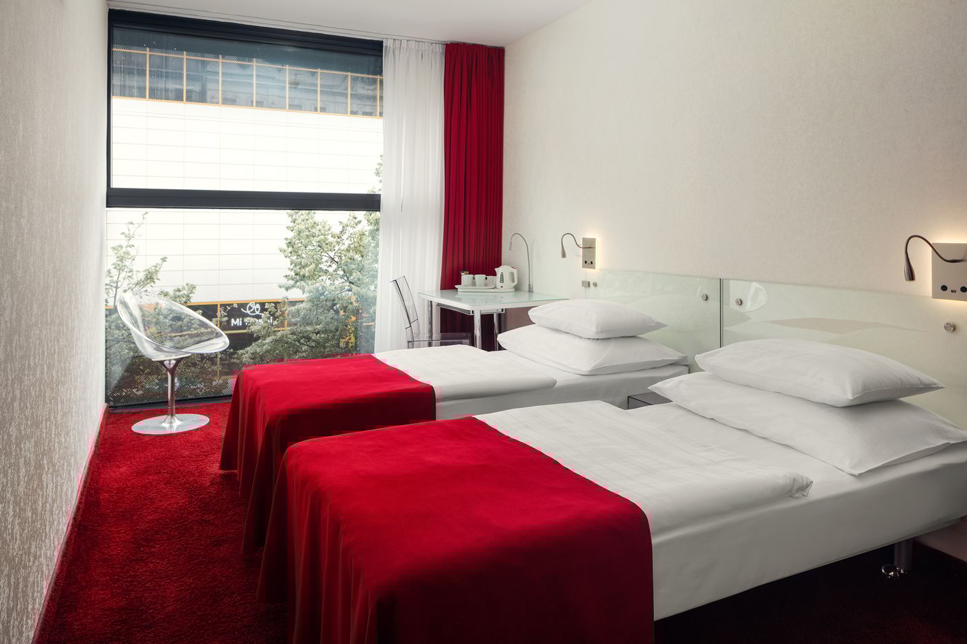Design-Metropol-Hotel-Prague-Room-12